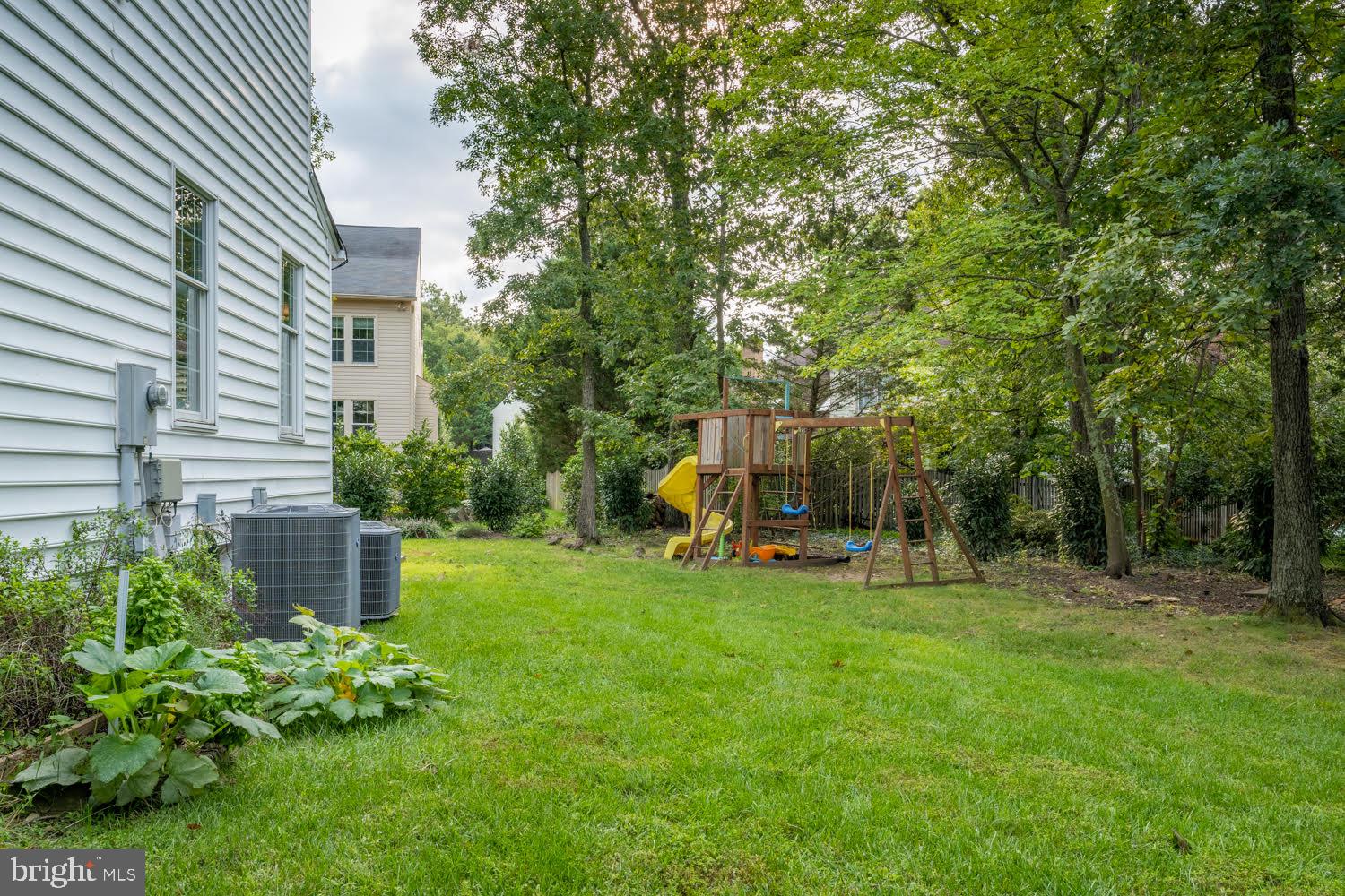 LITTLE ROCKY RUN - Residential Lease