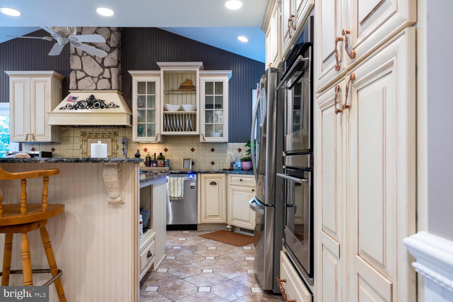 LITTLE ROCKY RUN - Residential Lease