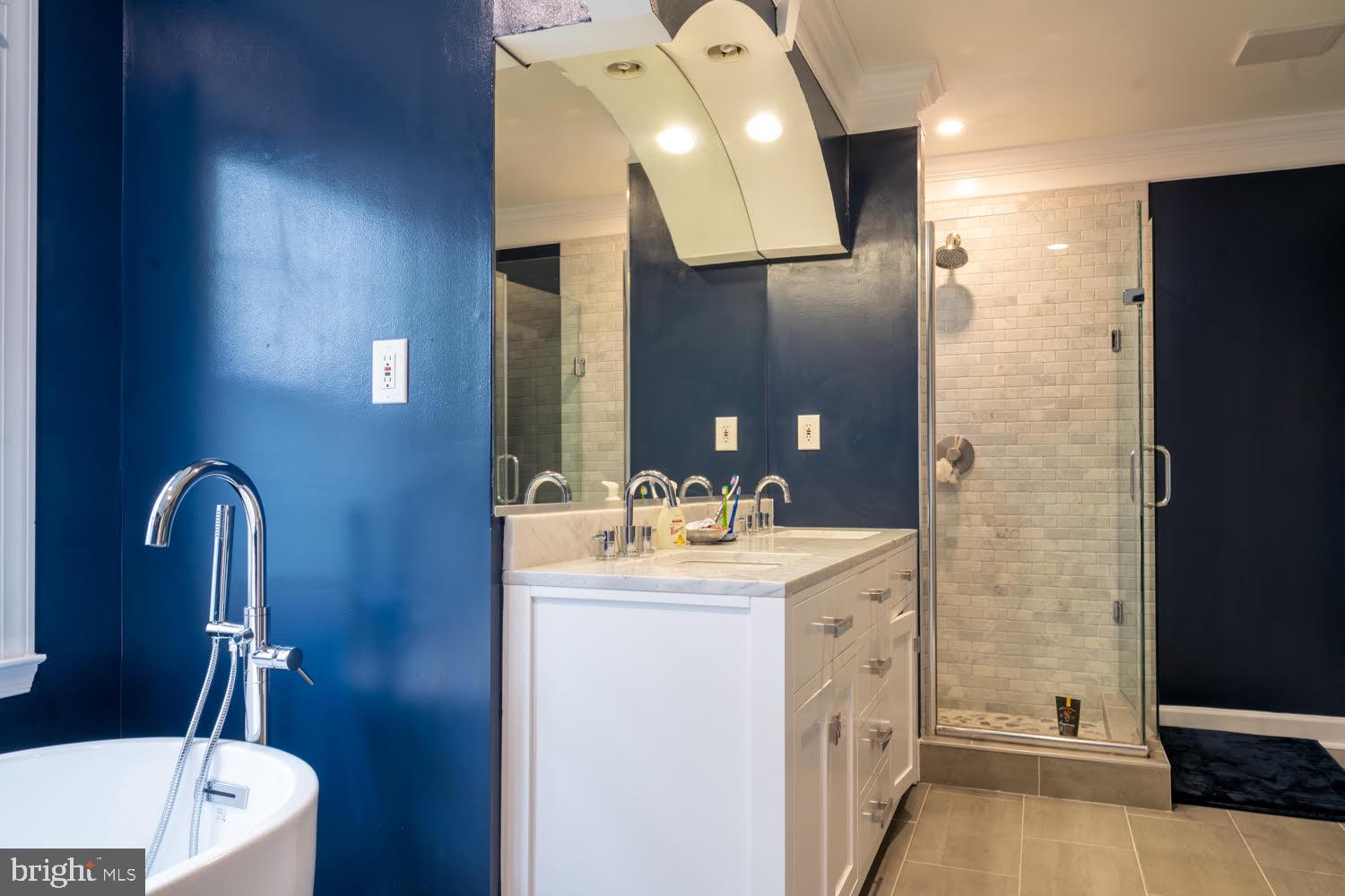 LITTLE ROCKY RUN - Residential Lease