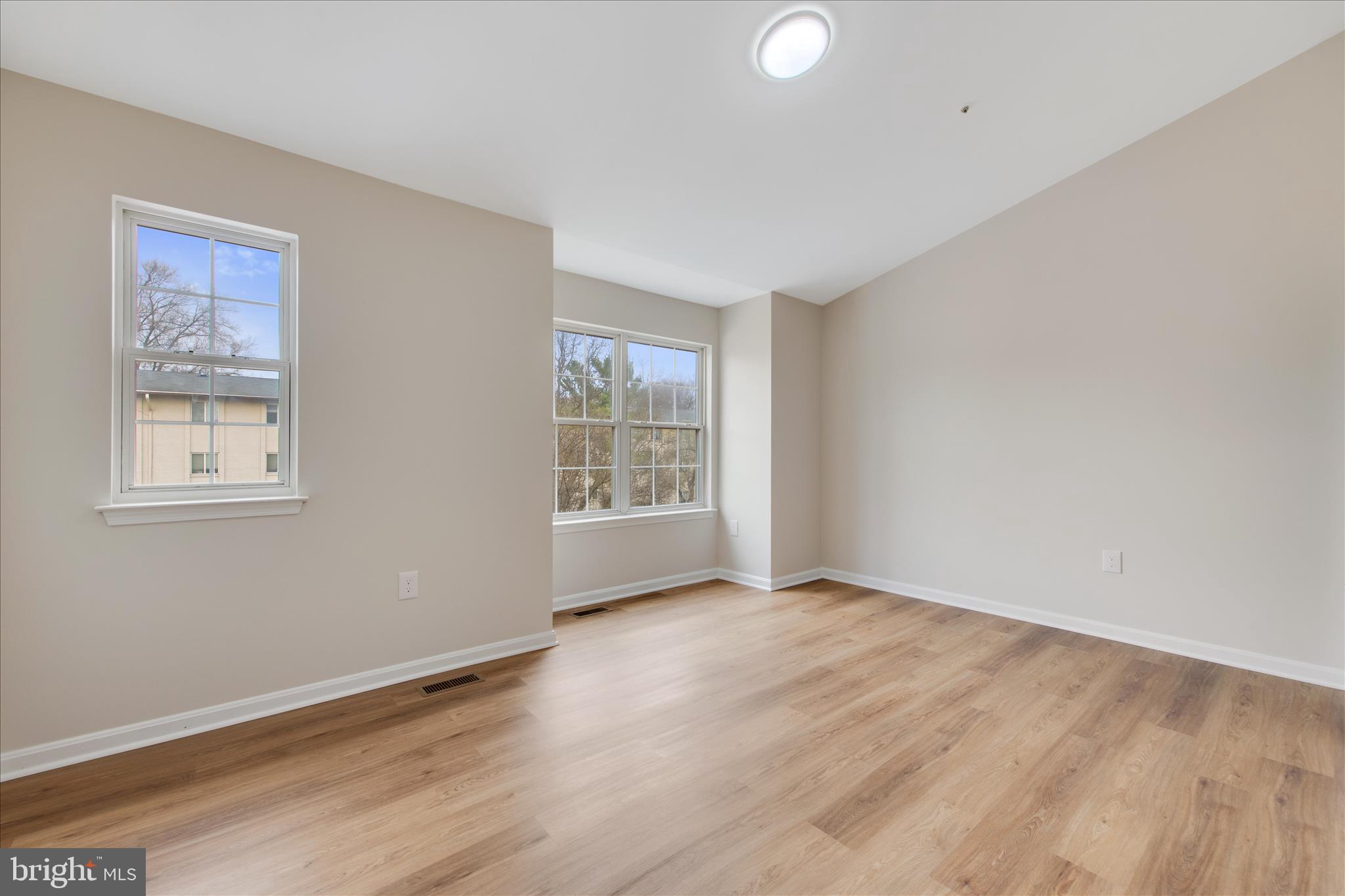 GLENARDEN - Residential