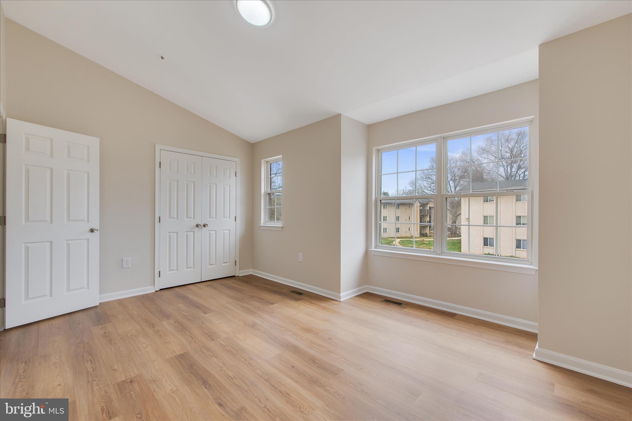 GLENARDEN - Residential