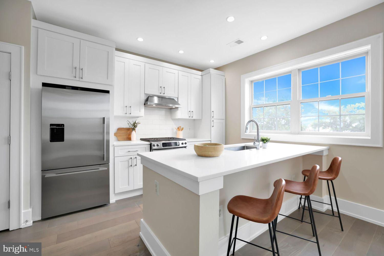 16 17TH STREET NE 312