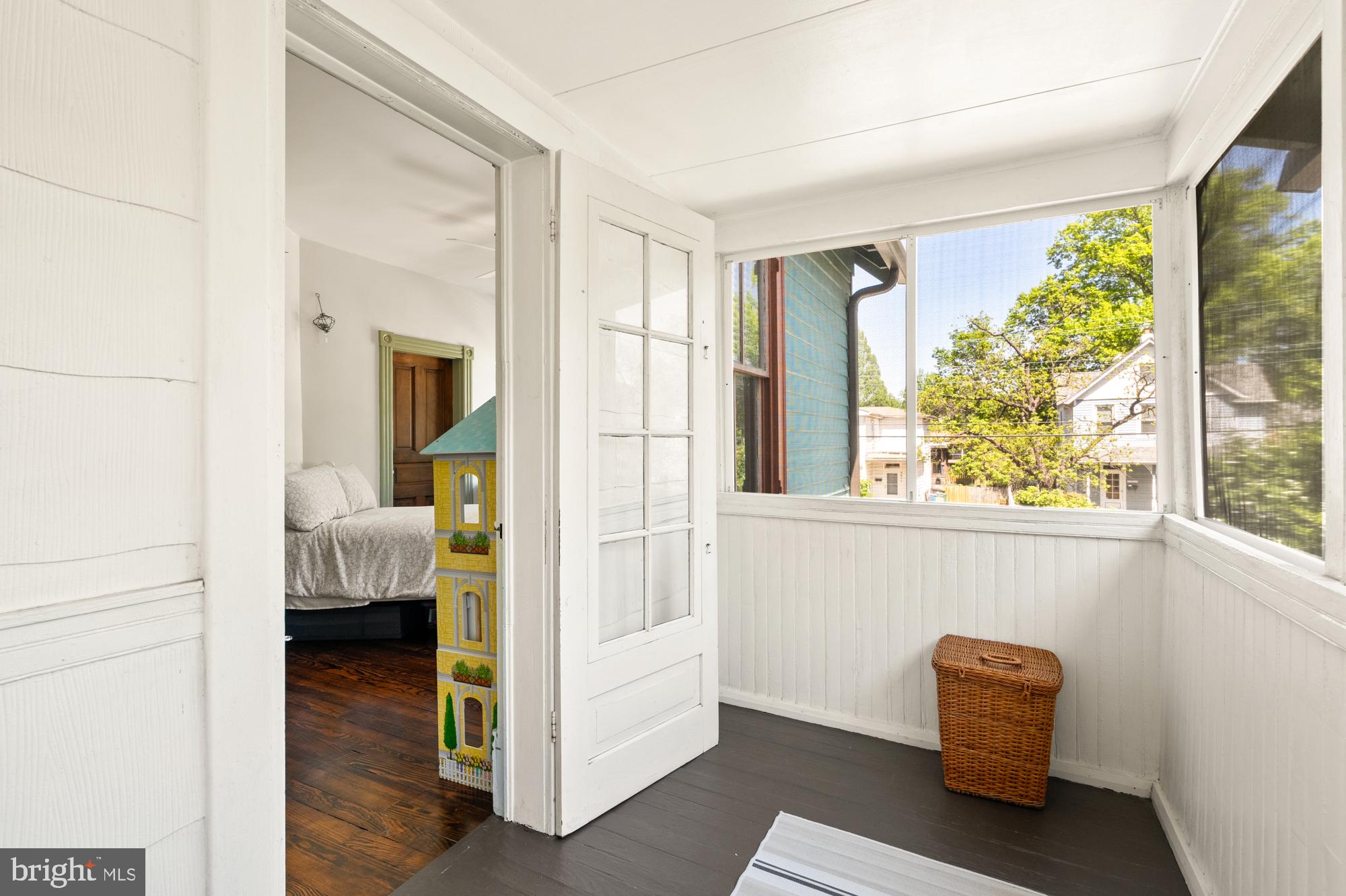 HISTORIC HYATTSVILLE - Residential