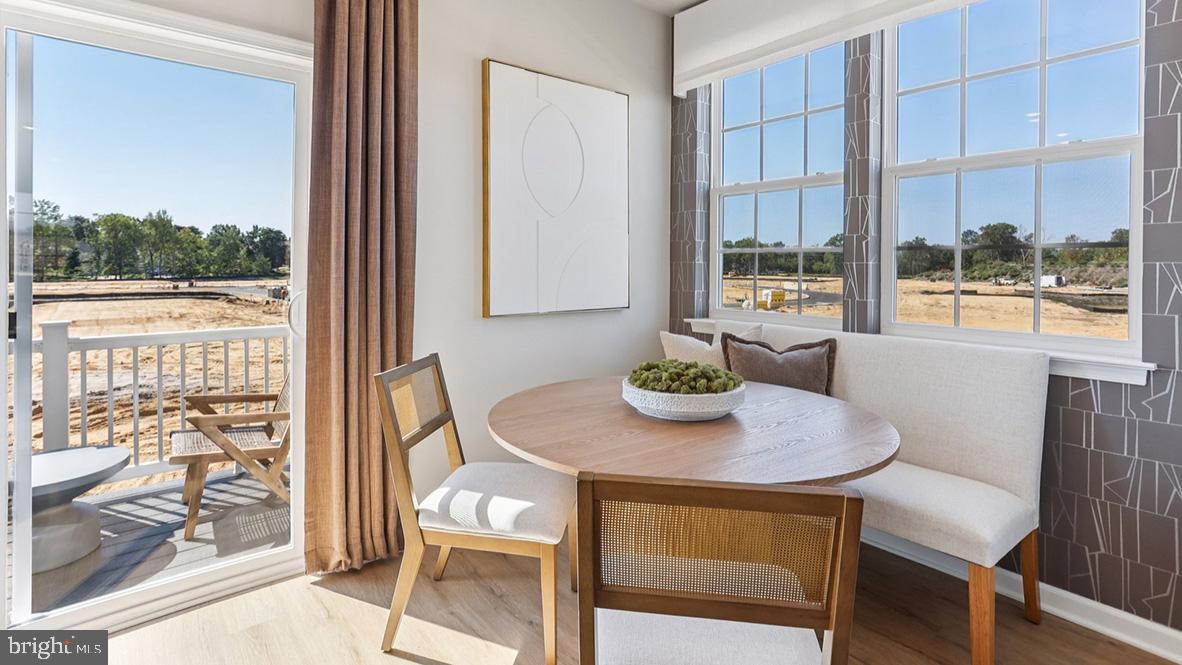 WILTONS CORNER - Residential