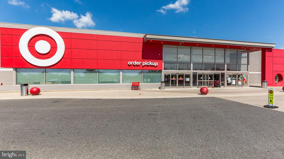 WILTONS CORNER - Residential