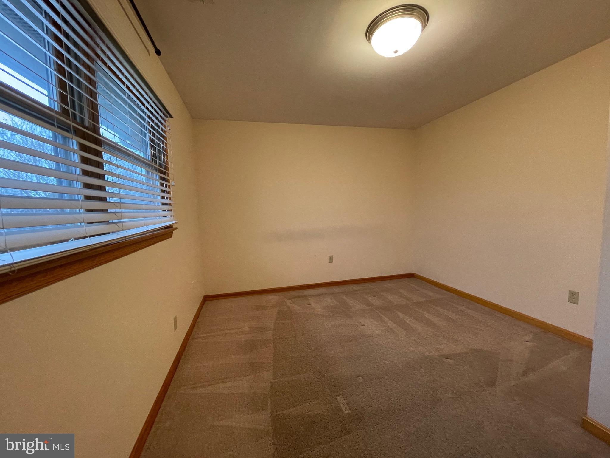 BELLEVUE COURT - Residential Lease