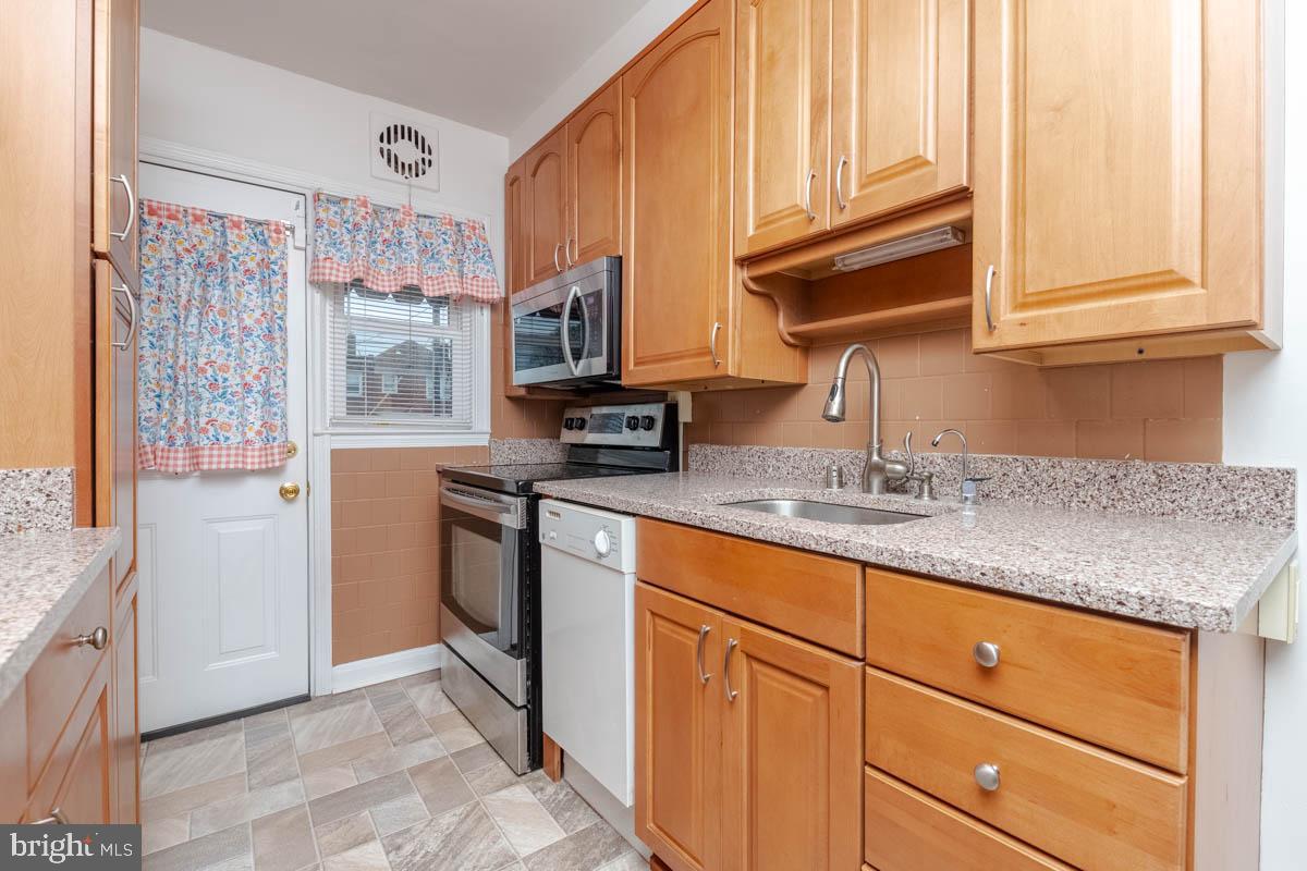 HAWTHORNE - Residential