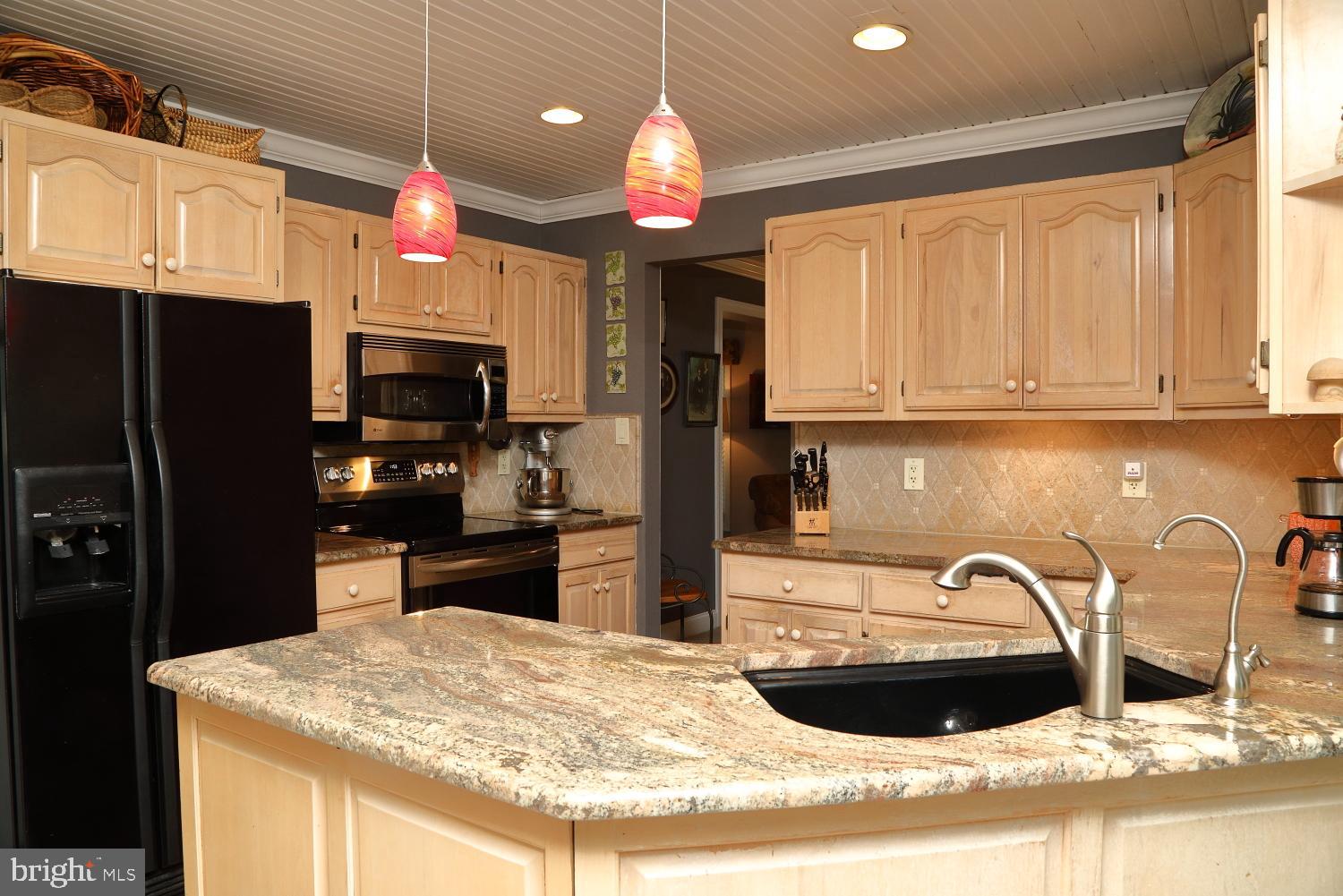 HILLTOP FARMS - Residential