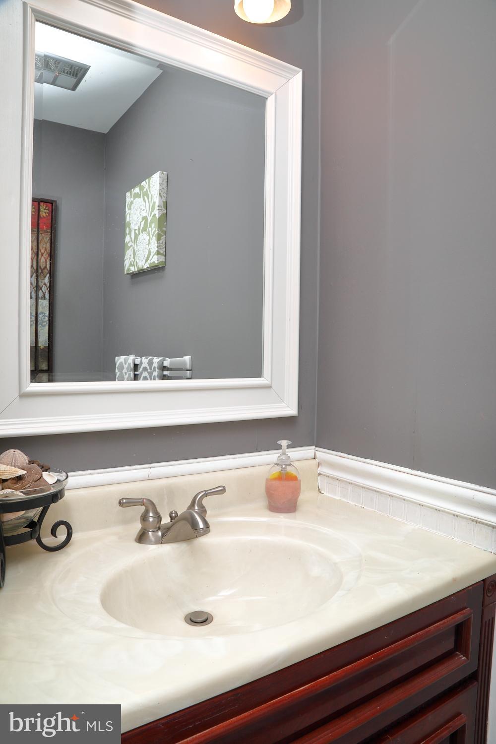 HILLTOP FARMS - Residential