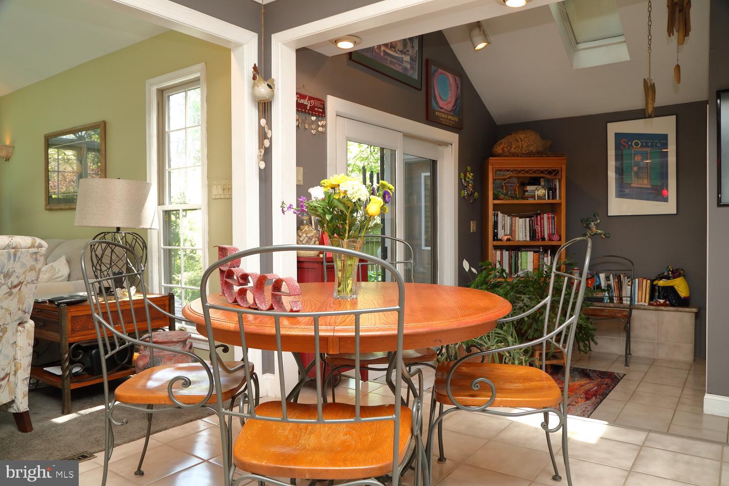 HILLTOP FARMS - Residential