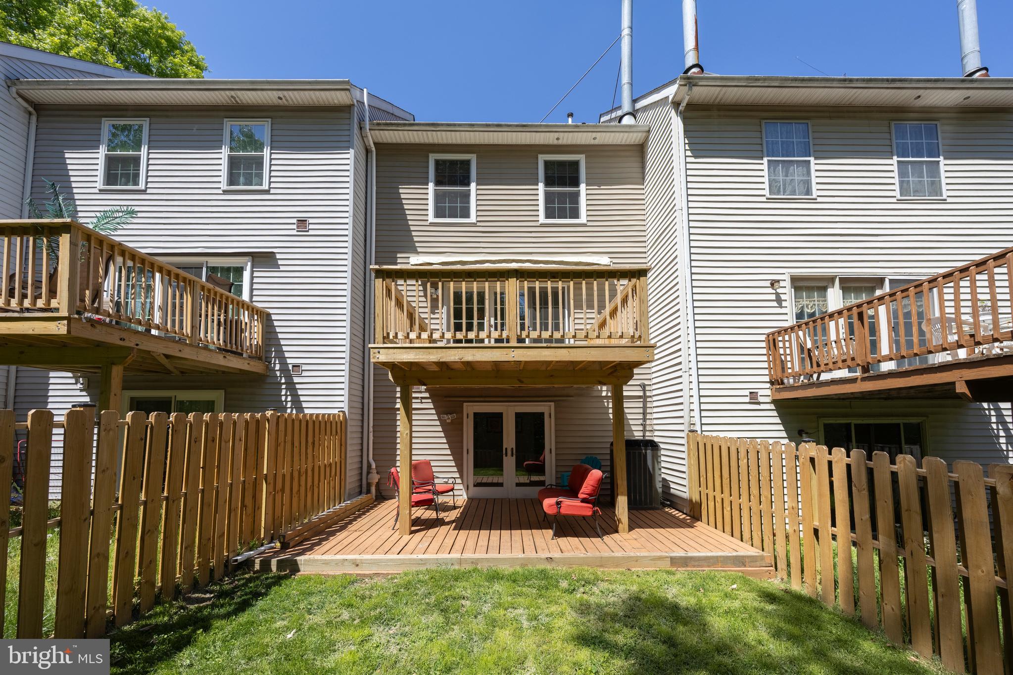 CROMWELL STATION - Residential