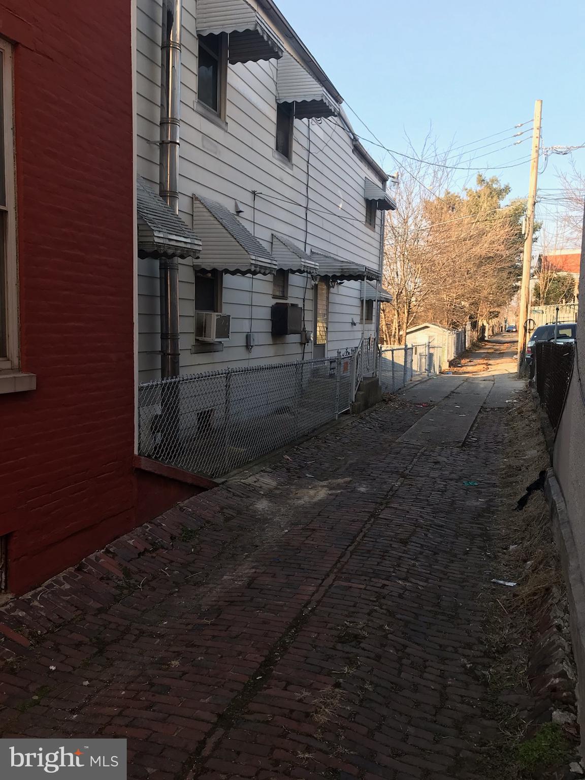 ARBOR HILLS - Residential