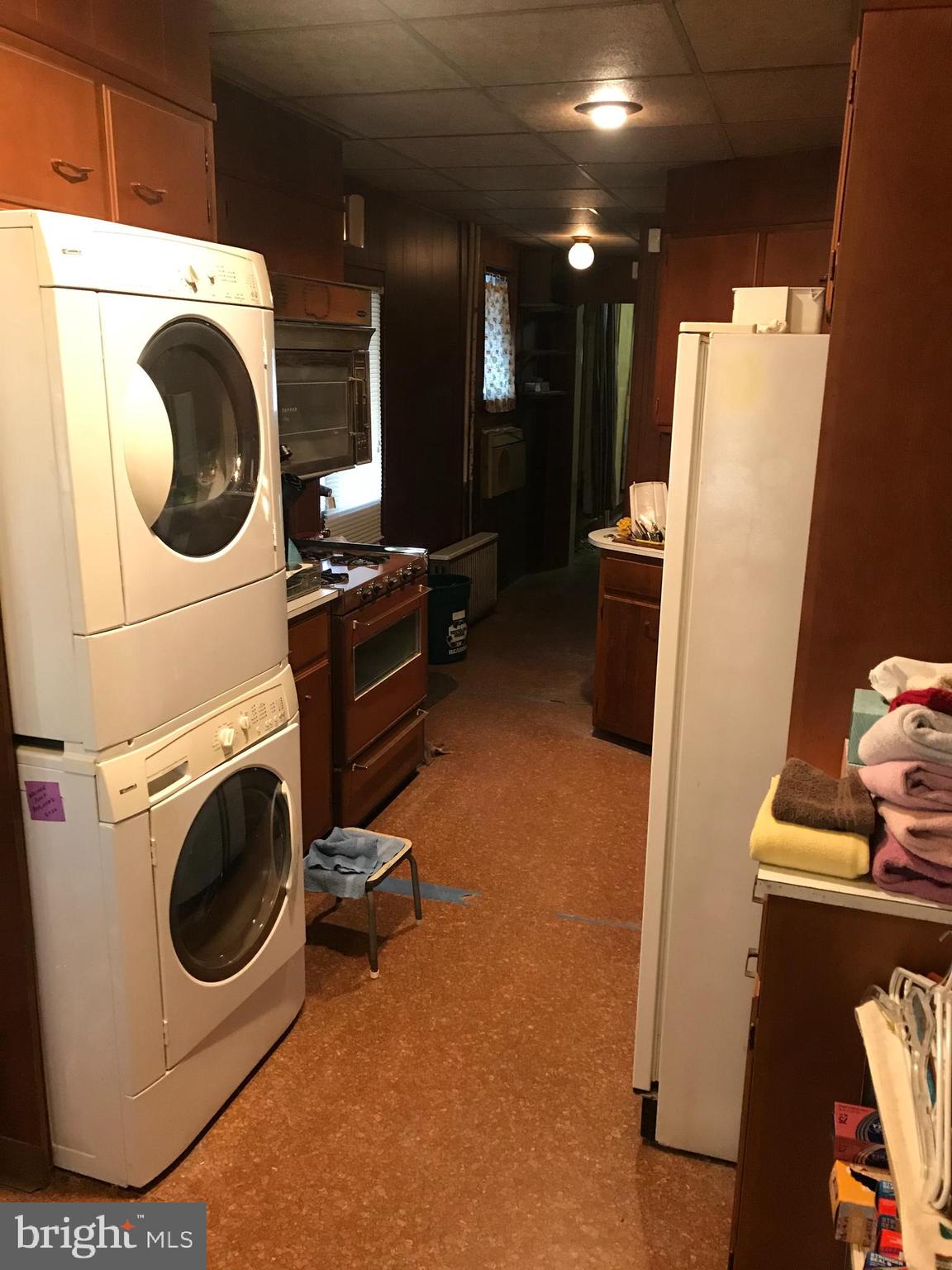 ARBOR HILLS - Residential