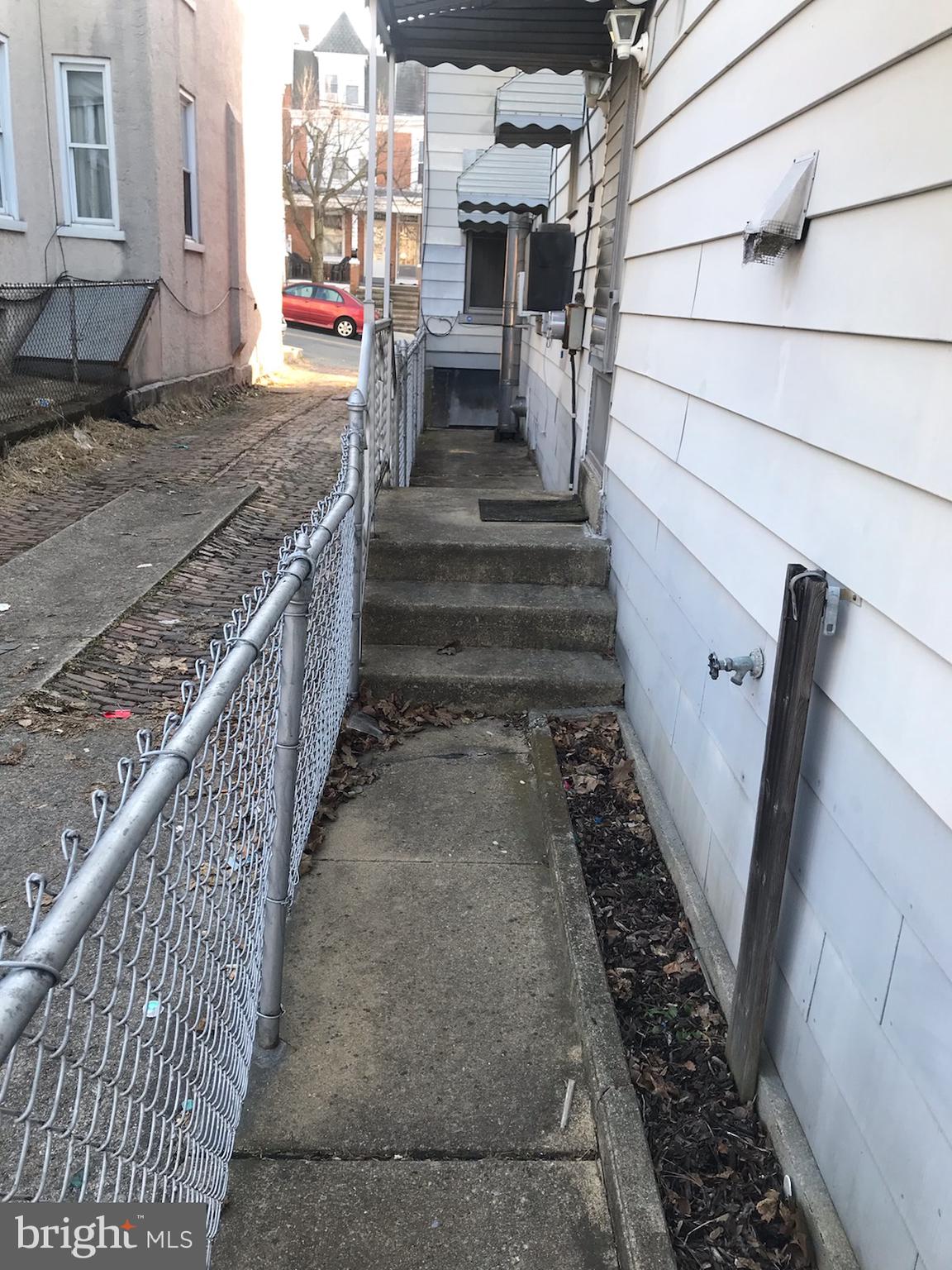 ARBOR HILLS - Residential