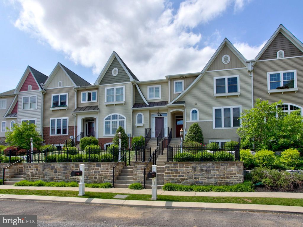 Photo of 2589 Camas Lane, EAST PETERSBURG, PA 17520 (MLS # PALA2063054)