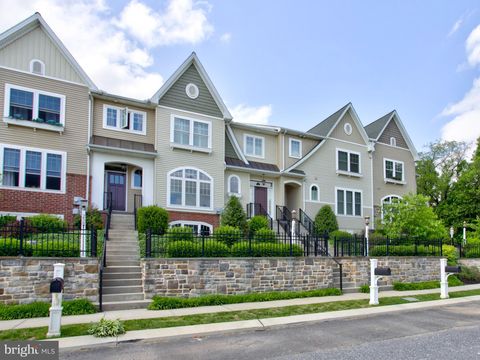 Photo of 2589 Camas Lane, EAST PETERSBURG, PA 17520 (MLS # PALA2063054)