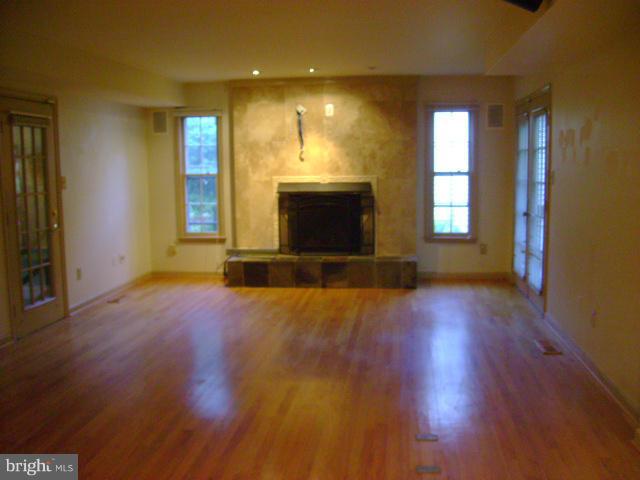 LITTLE ROCKY RUN - Residential Lease