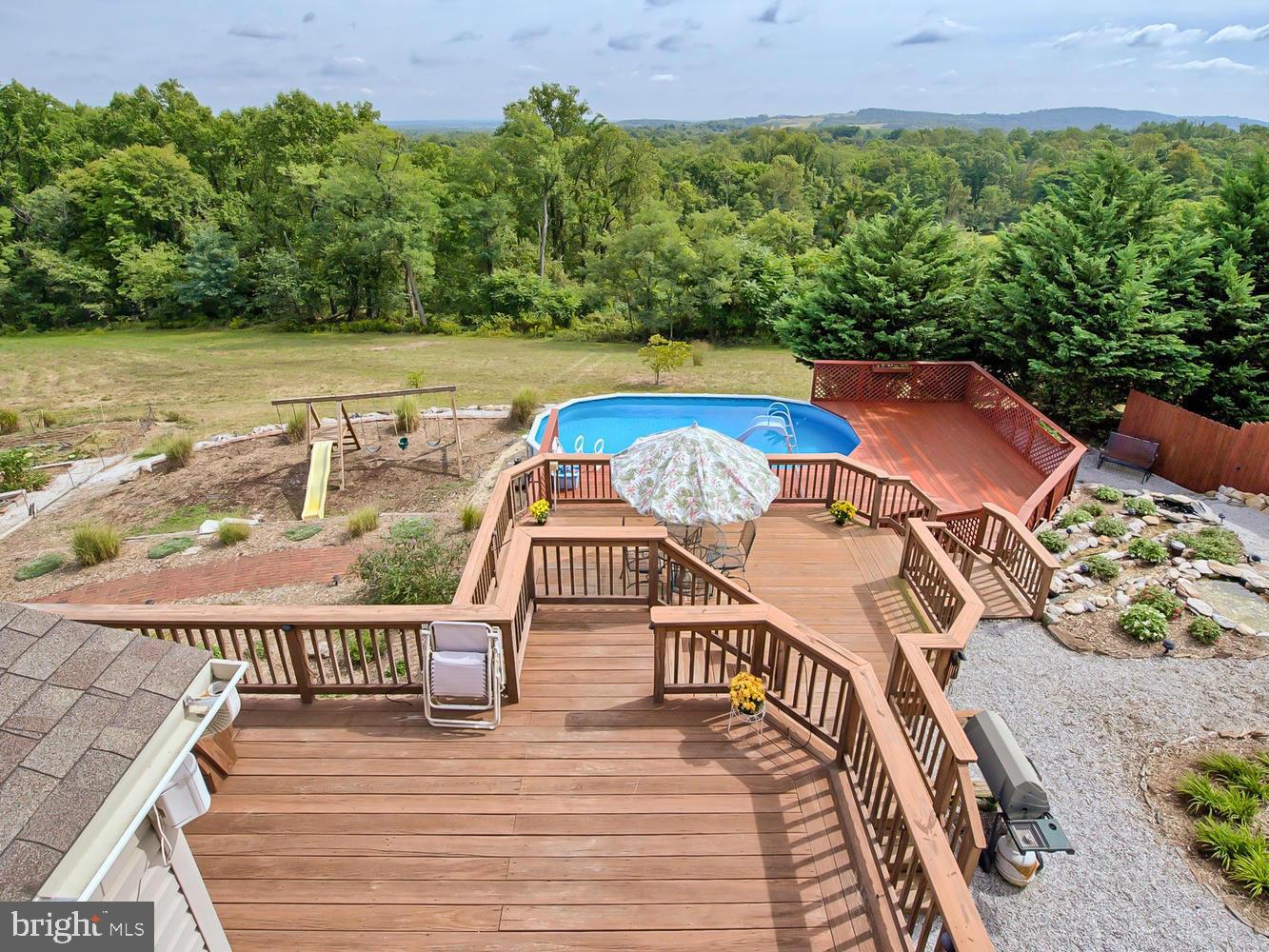 APPLE RIDGE - Residential