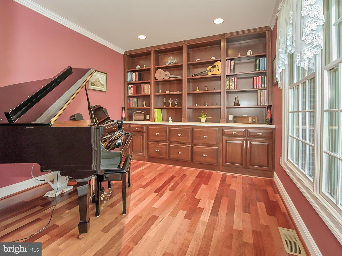 APPLE RIDGE - Residential