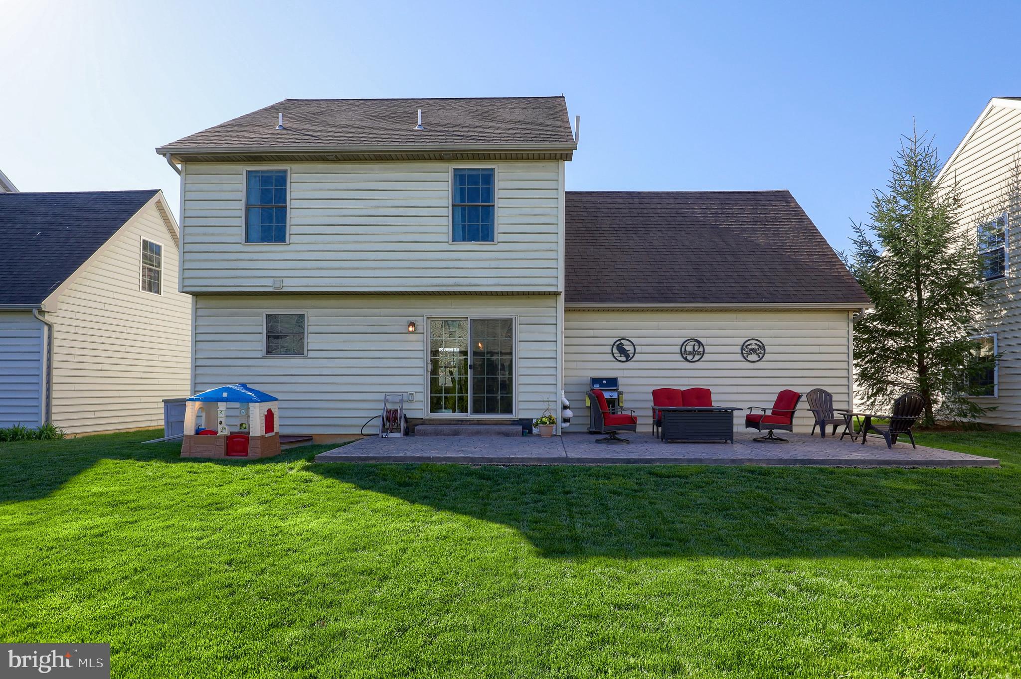 TRADITIONS AT ELM TREE - Residential