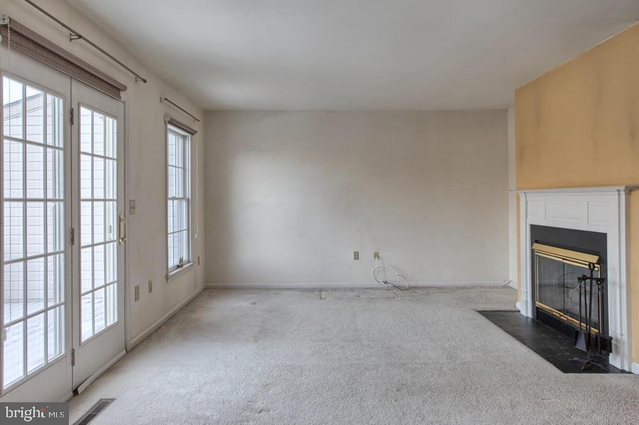 SOUTHPOINT - Residential