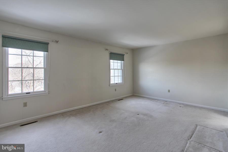 SOUTHPOINT - Residential