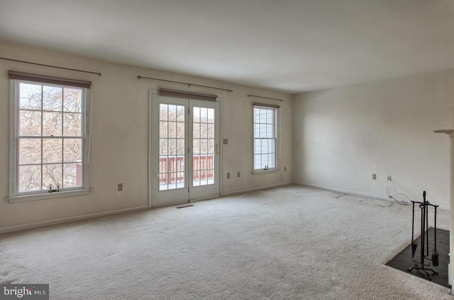 SOUTHPOINT - Residential