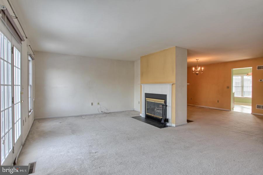 SOUTHPOINT - Residential