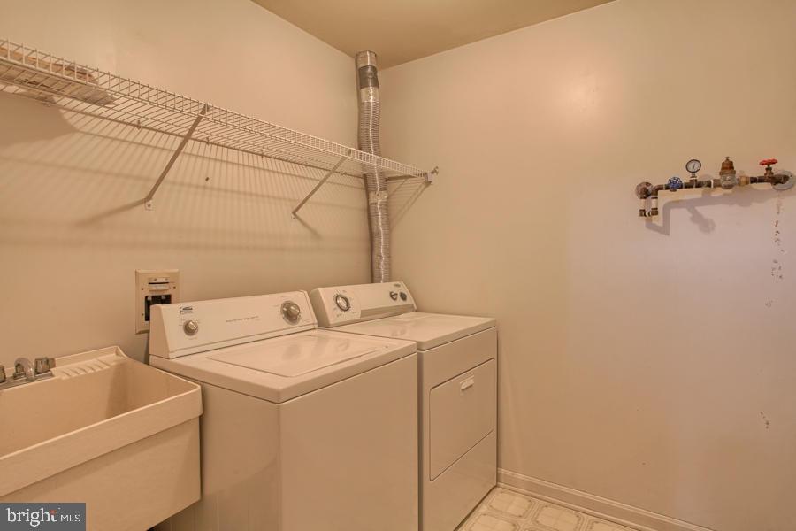 SOUTHPOINT - Residential