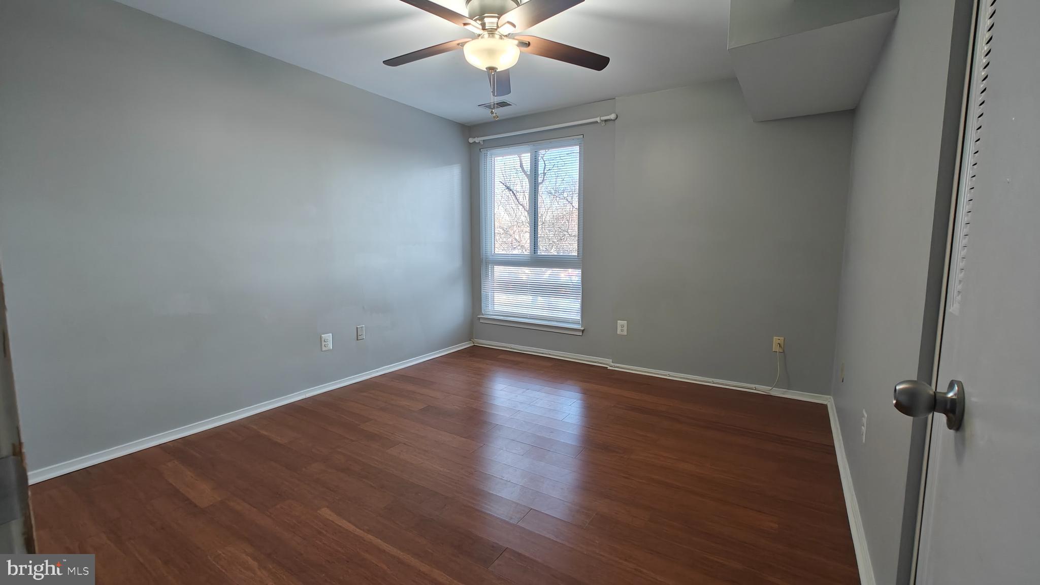 JEFFERSON MEWS - Residential Lease