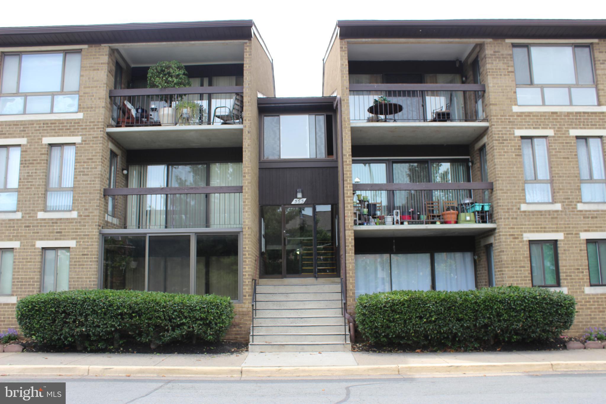 JEFFERSON MEWS - Residential Lease