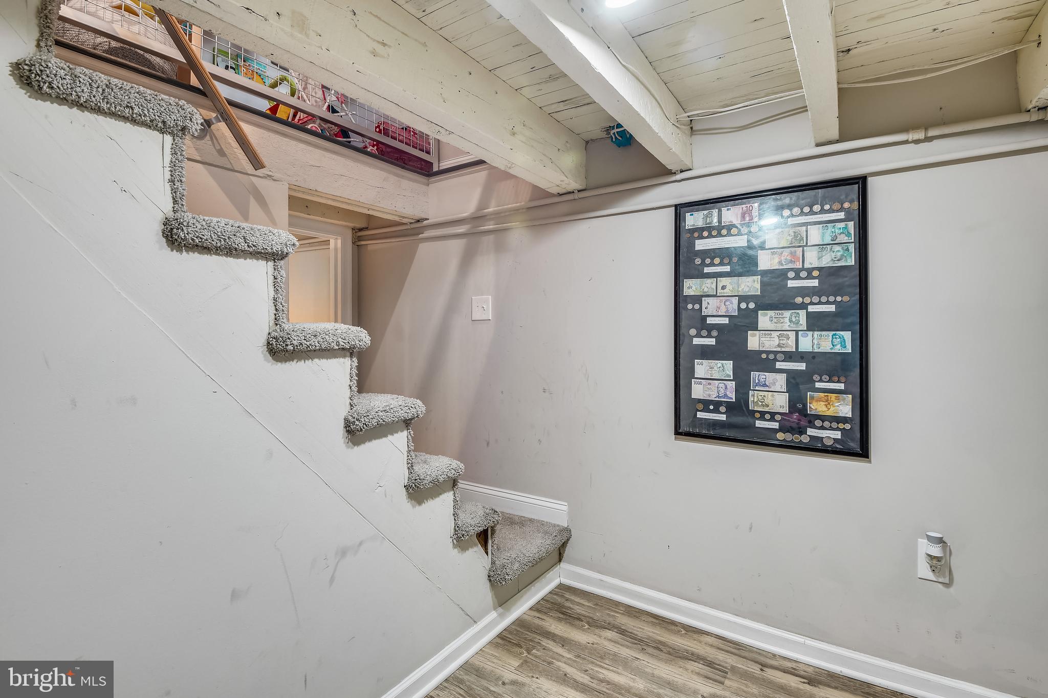 LOCUST POINT - Residential Lease