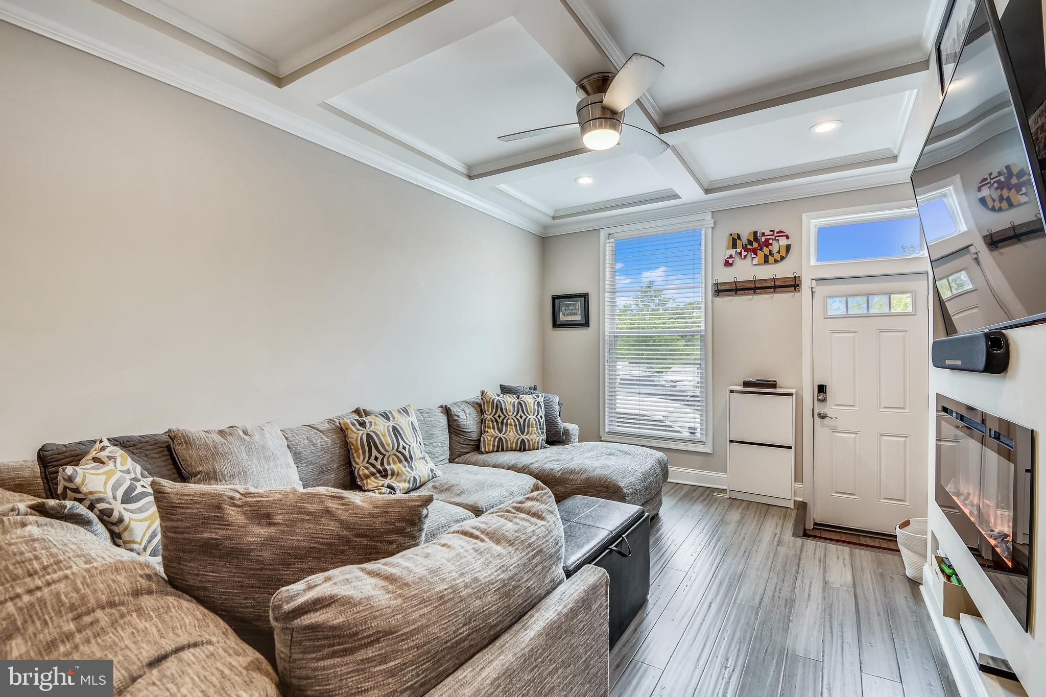 LOCUST POINT - Residential Lease