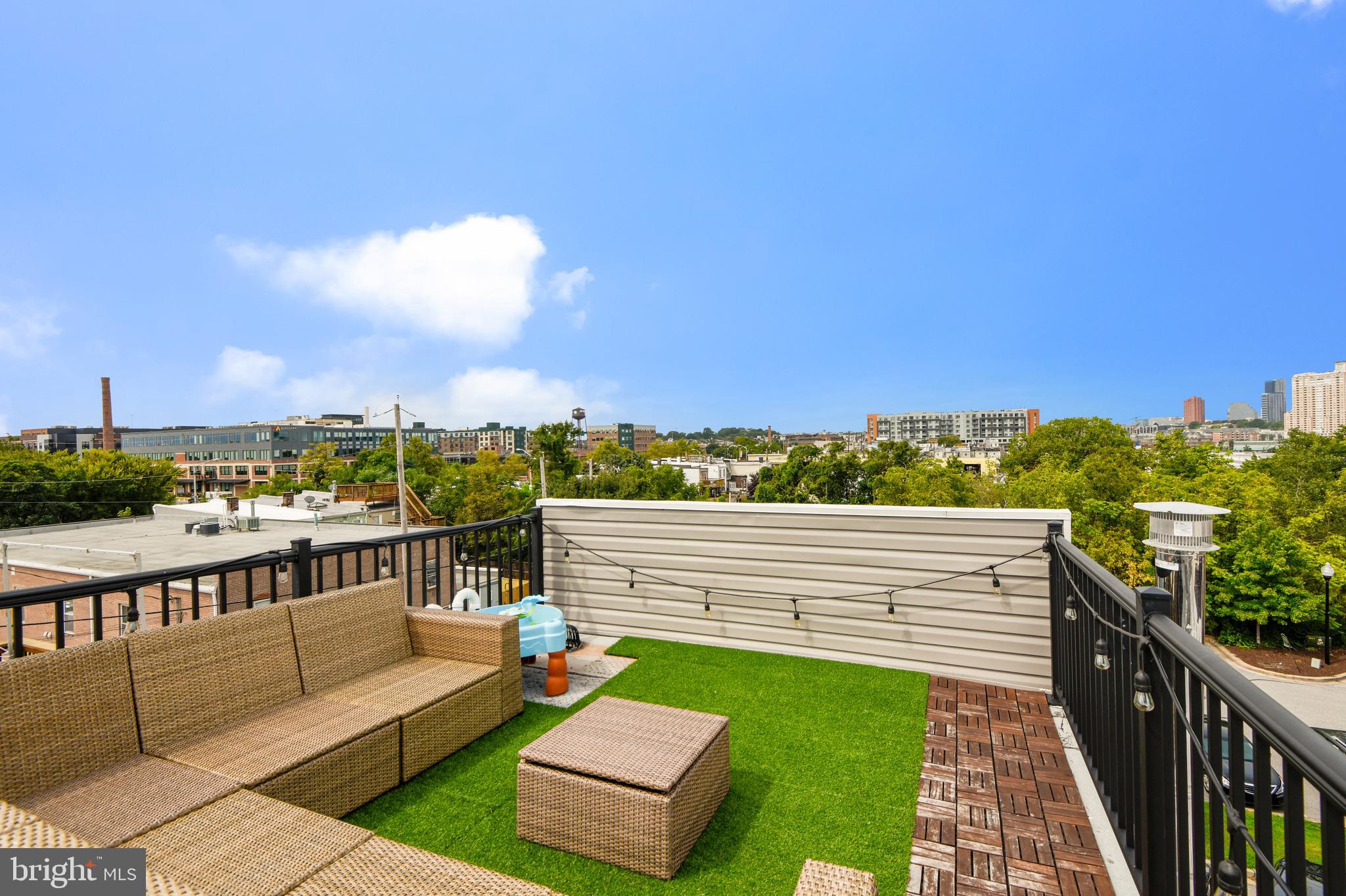 LOCUST POINT - Residential Lease