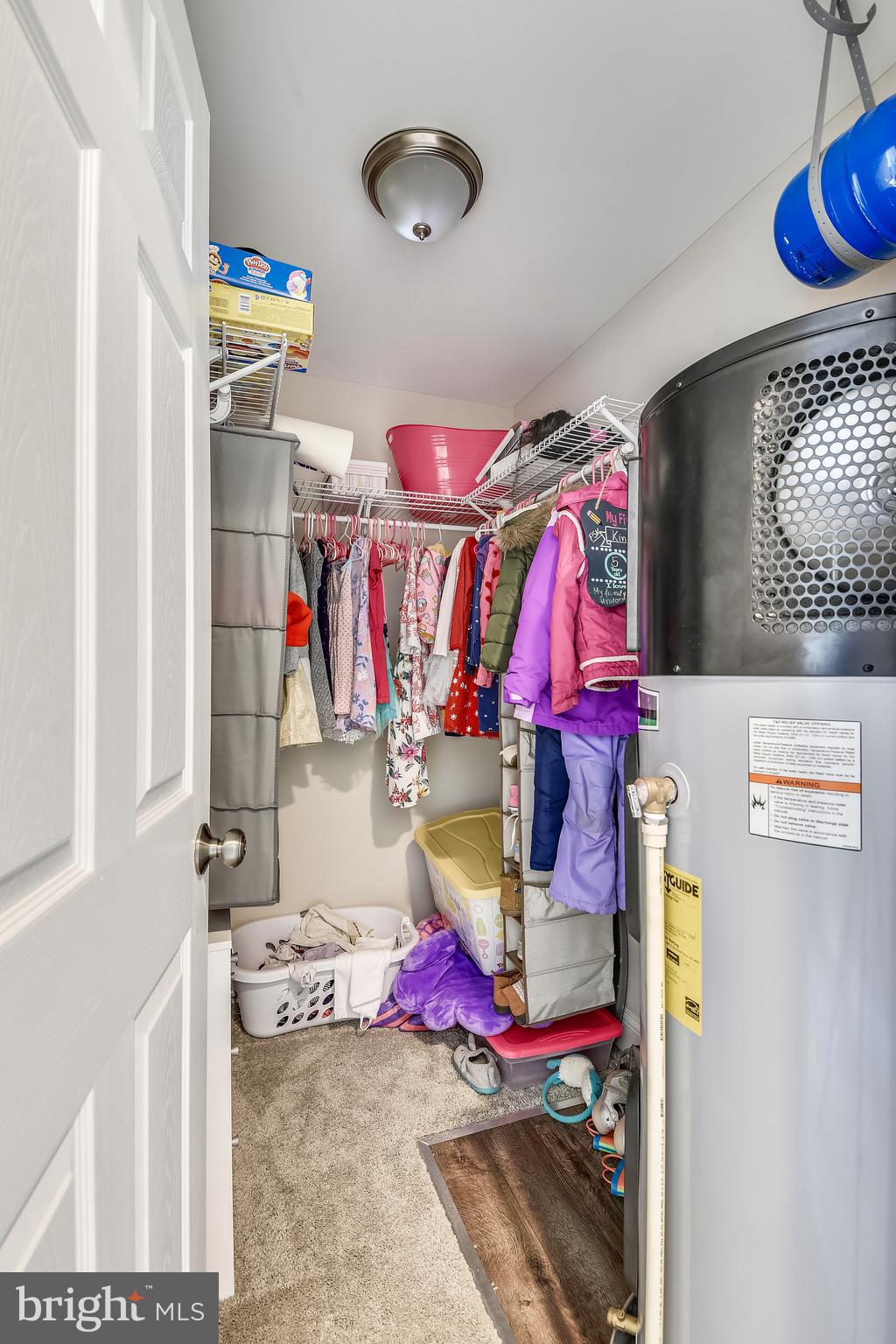 LOCUST POINT - Residential Lease