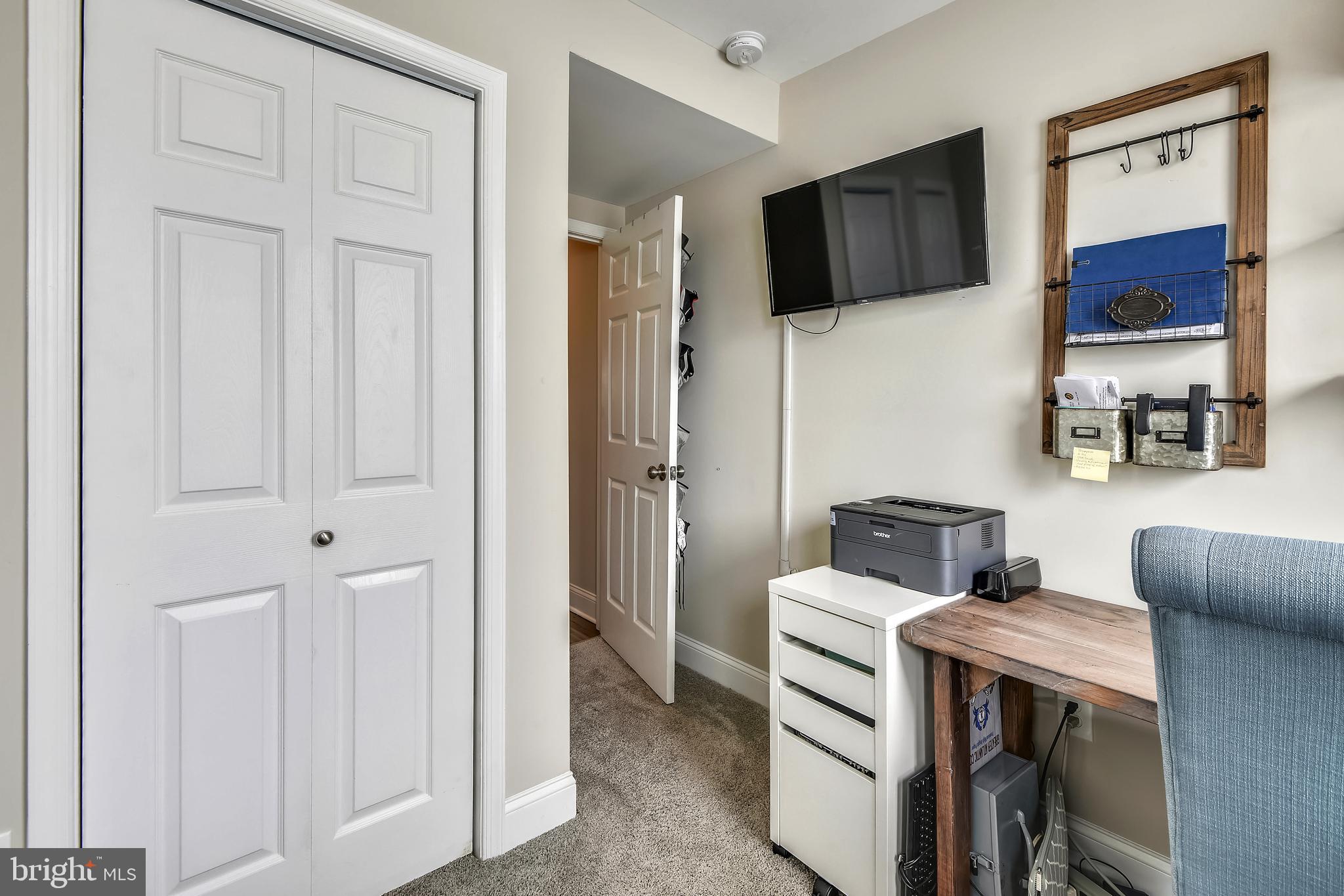 LOCUST POINT - Residential Lease