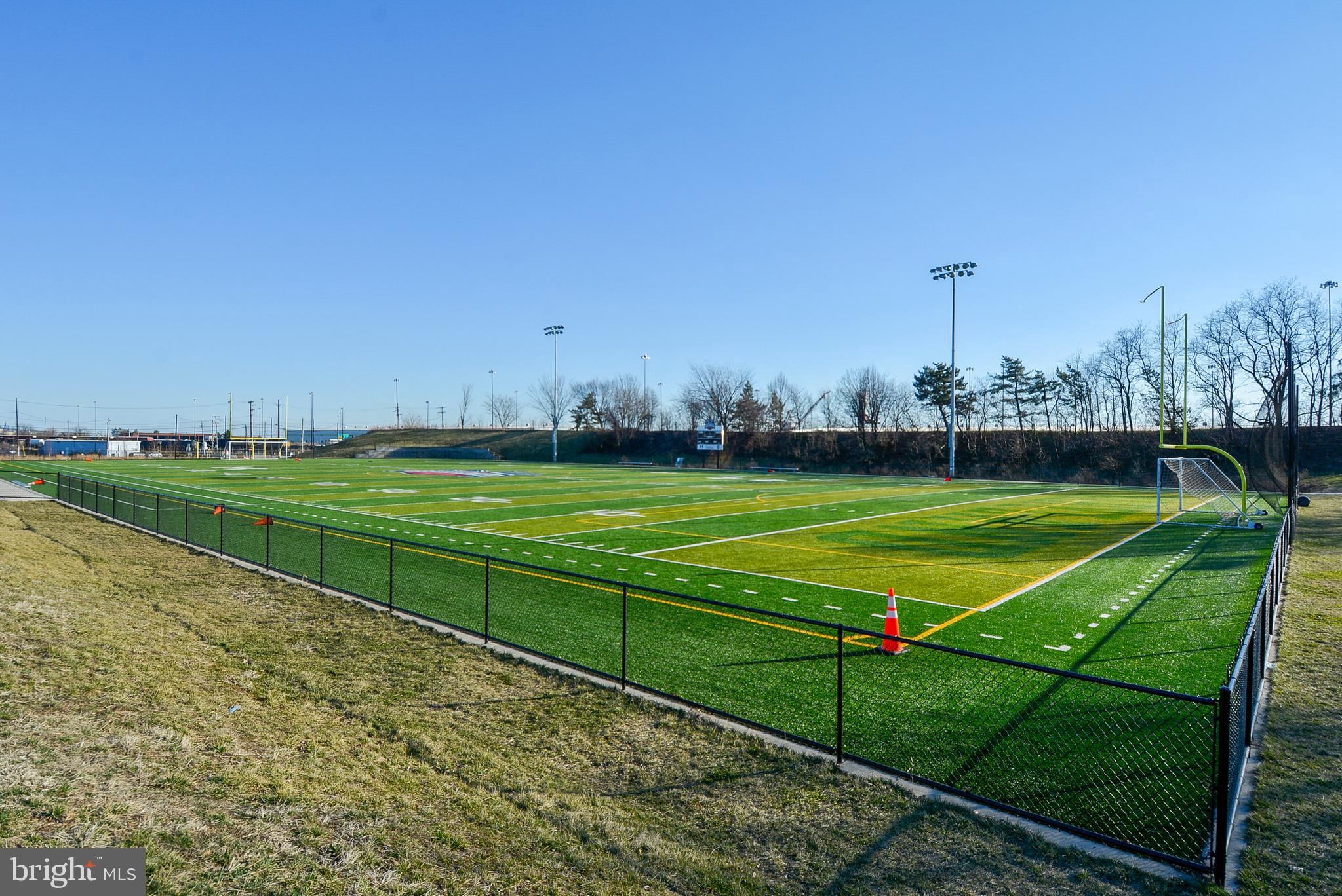 LOCUST POINT - Residential Lease