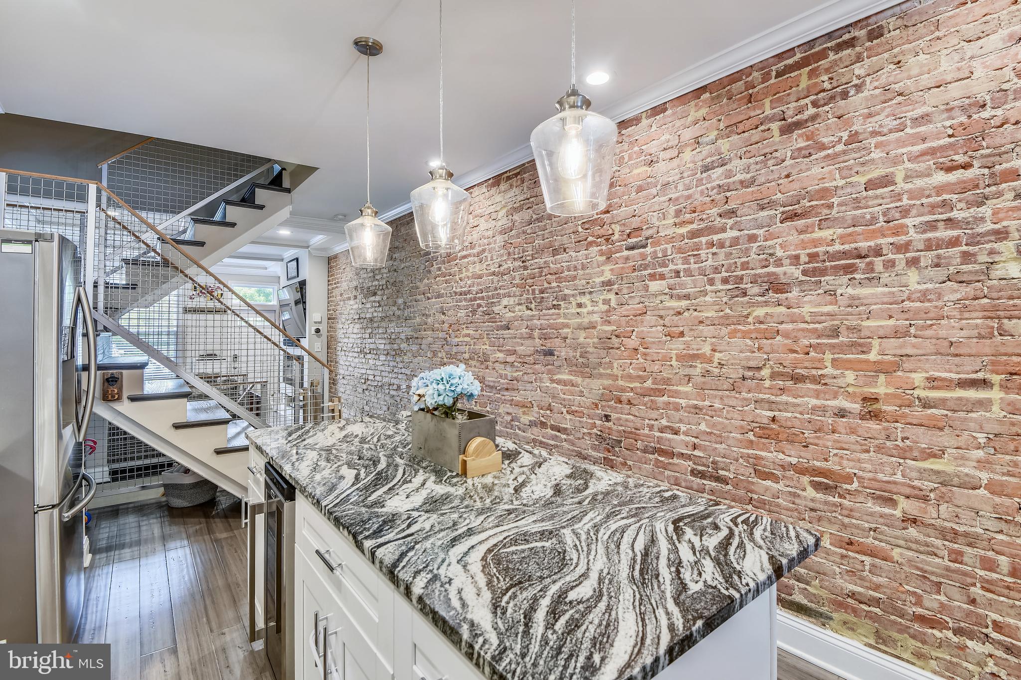 LOCUST POINT - Residential Lease