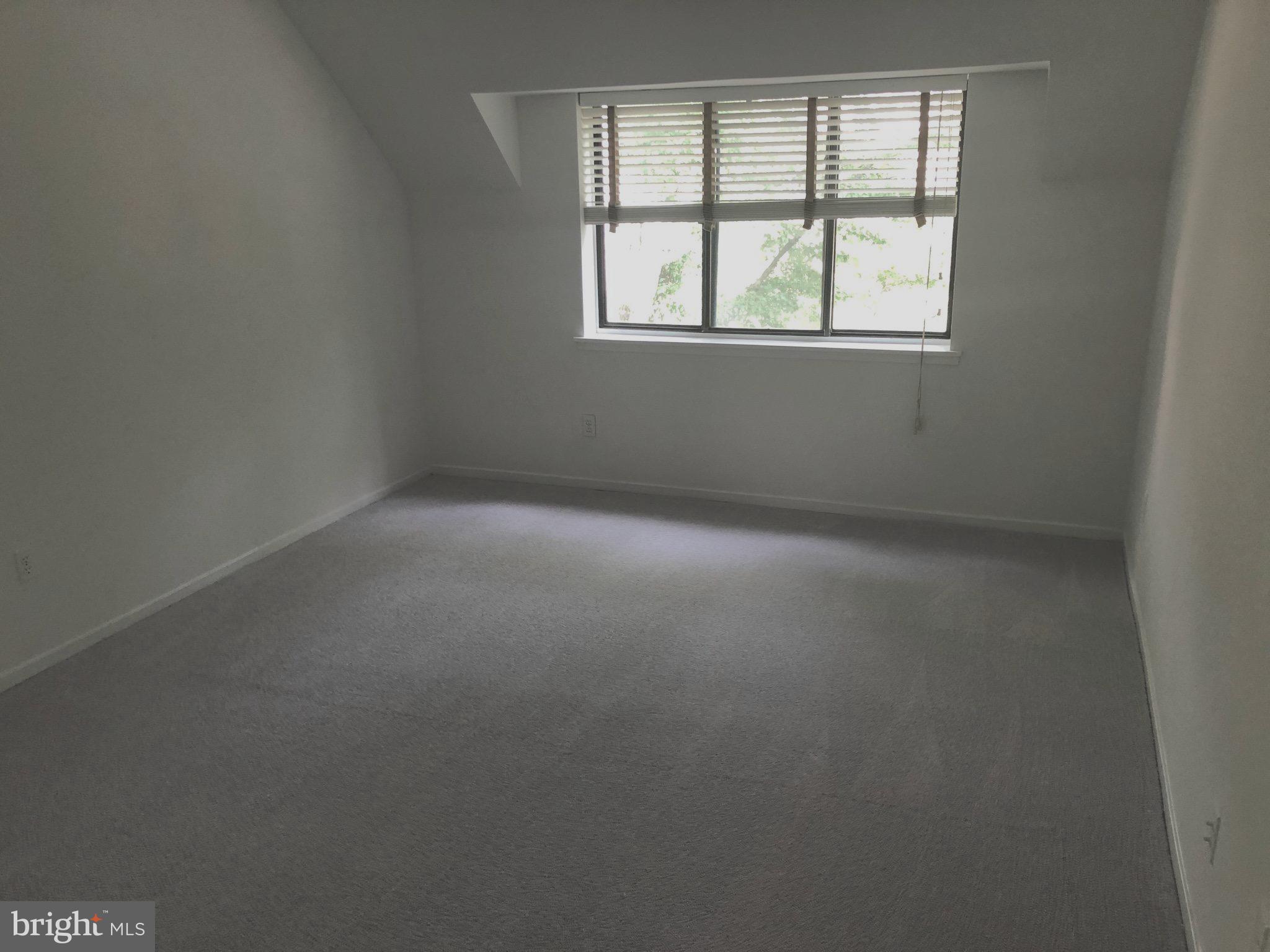 BENTANA PARK - Residential Lease