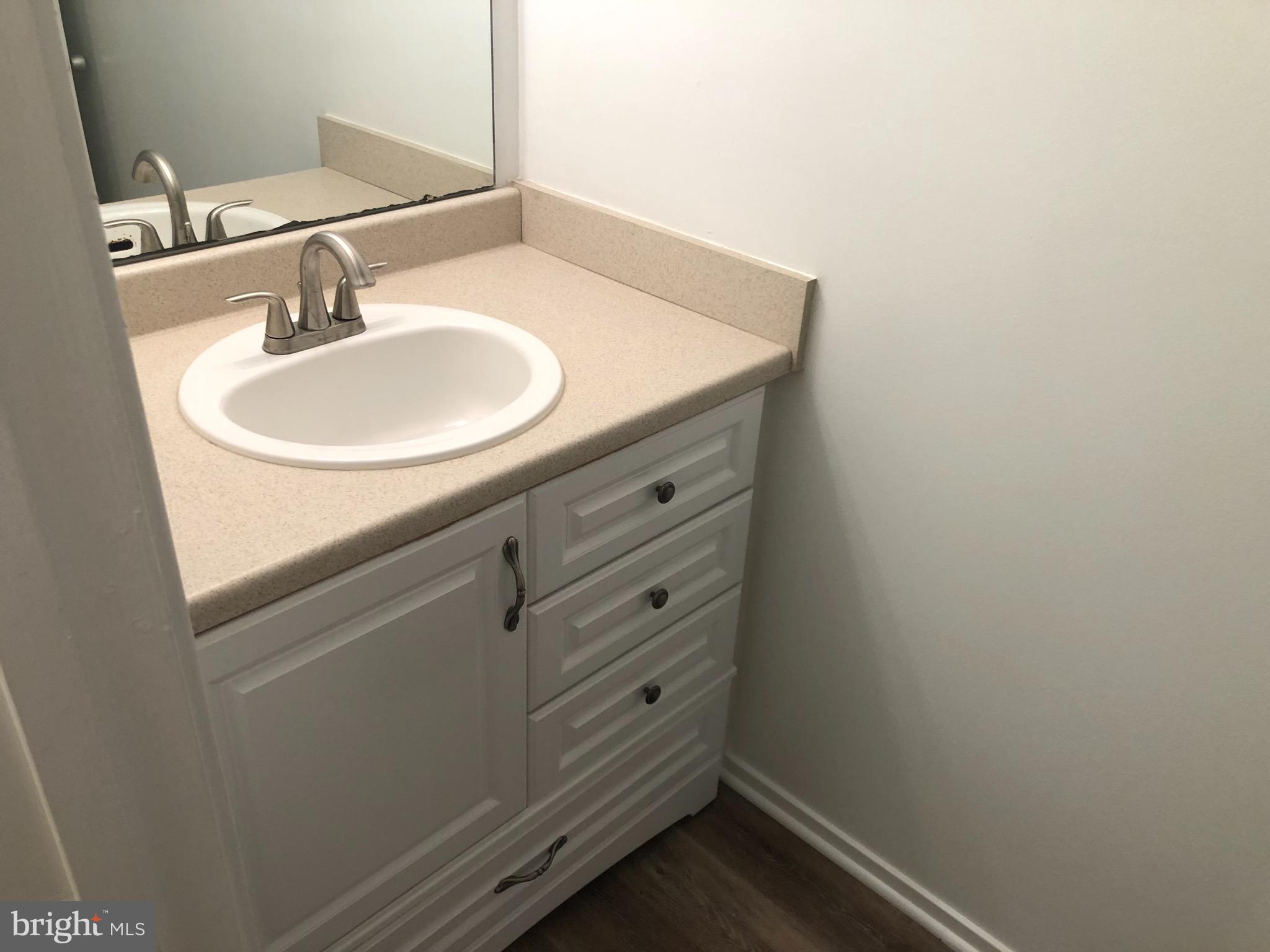 BENTANA PARK - Residential Lease