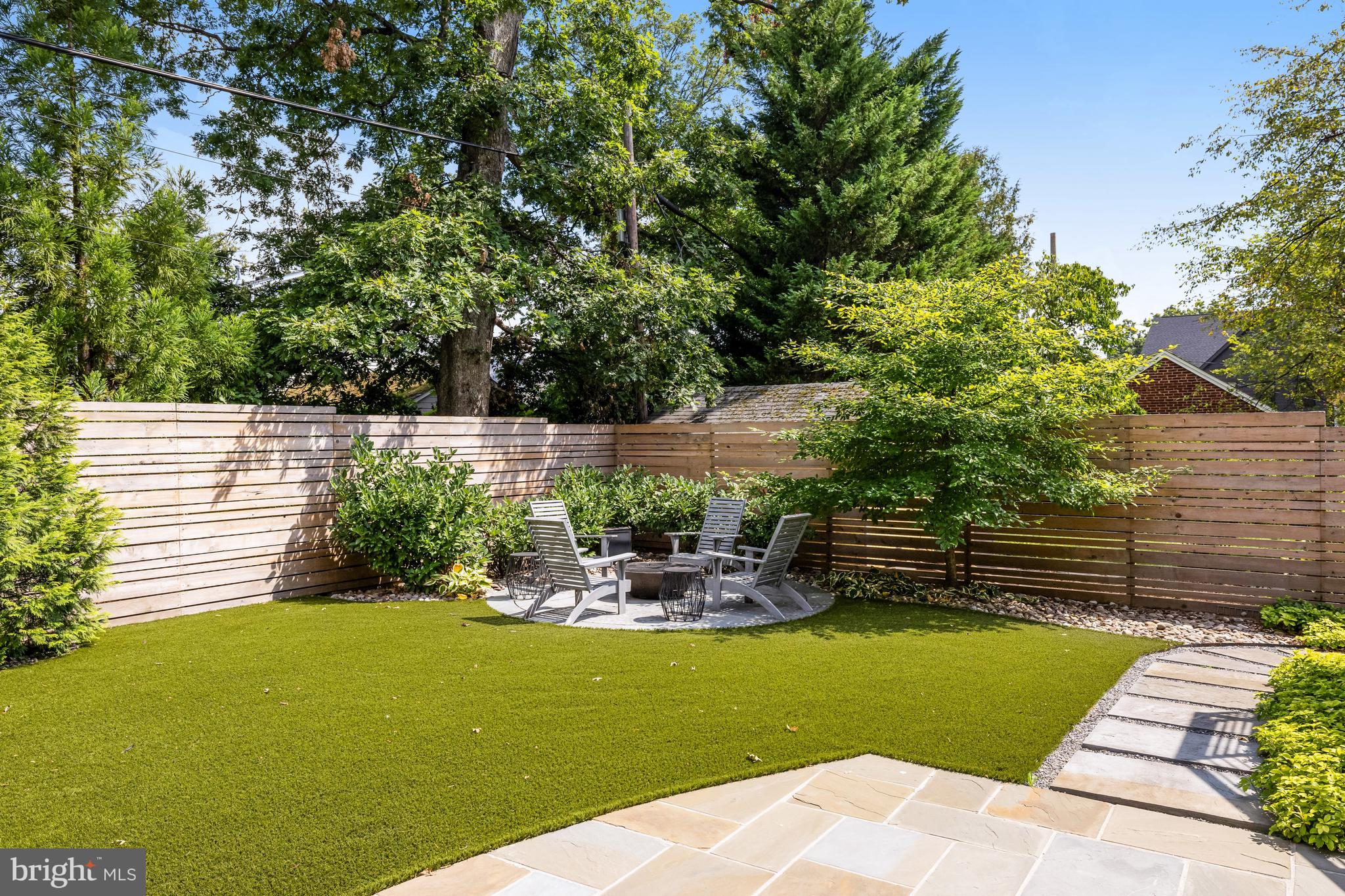 LYON PARK - Residential