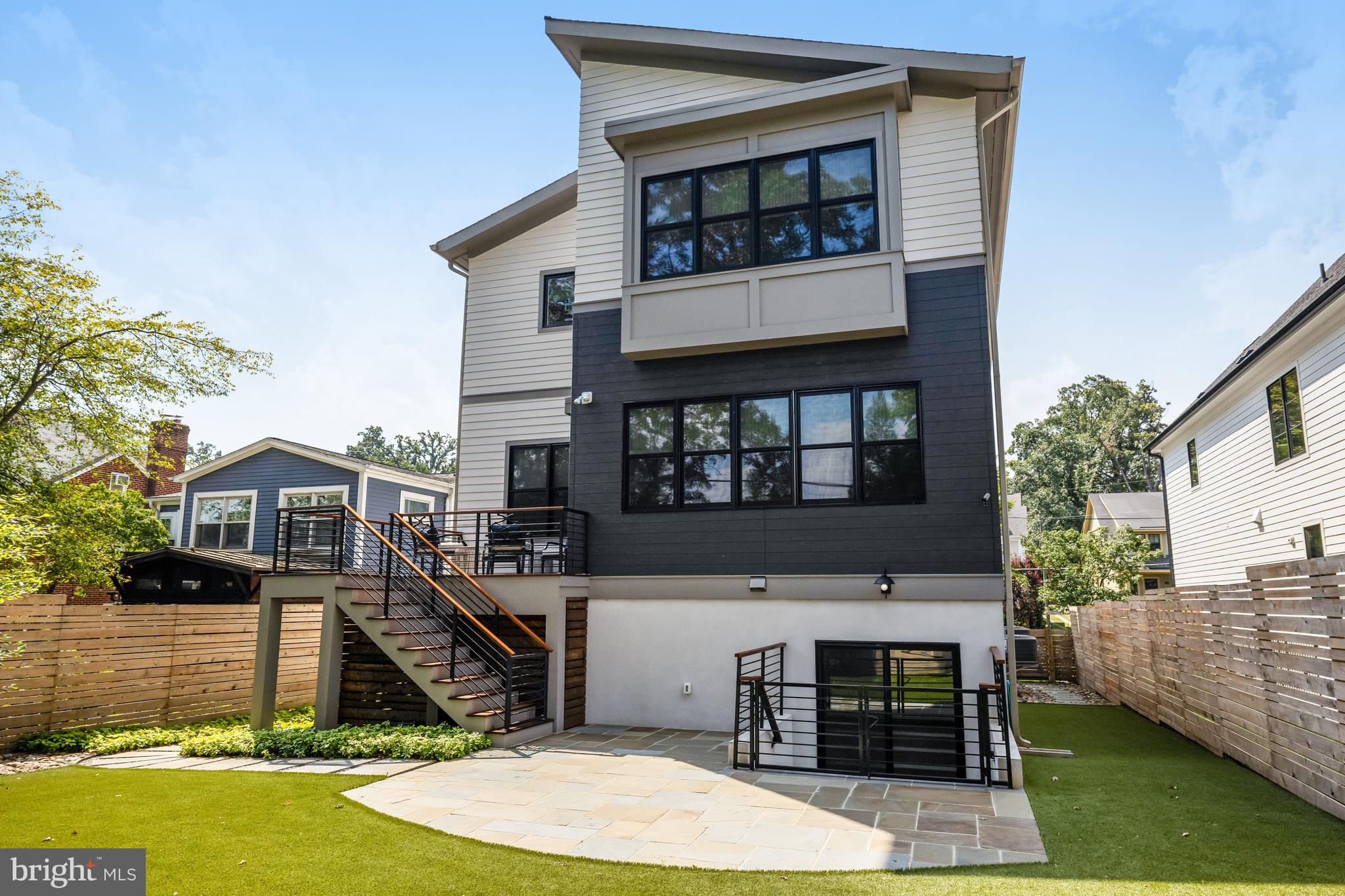 LYON PARK - Residential