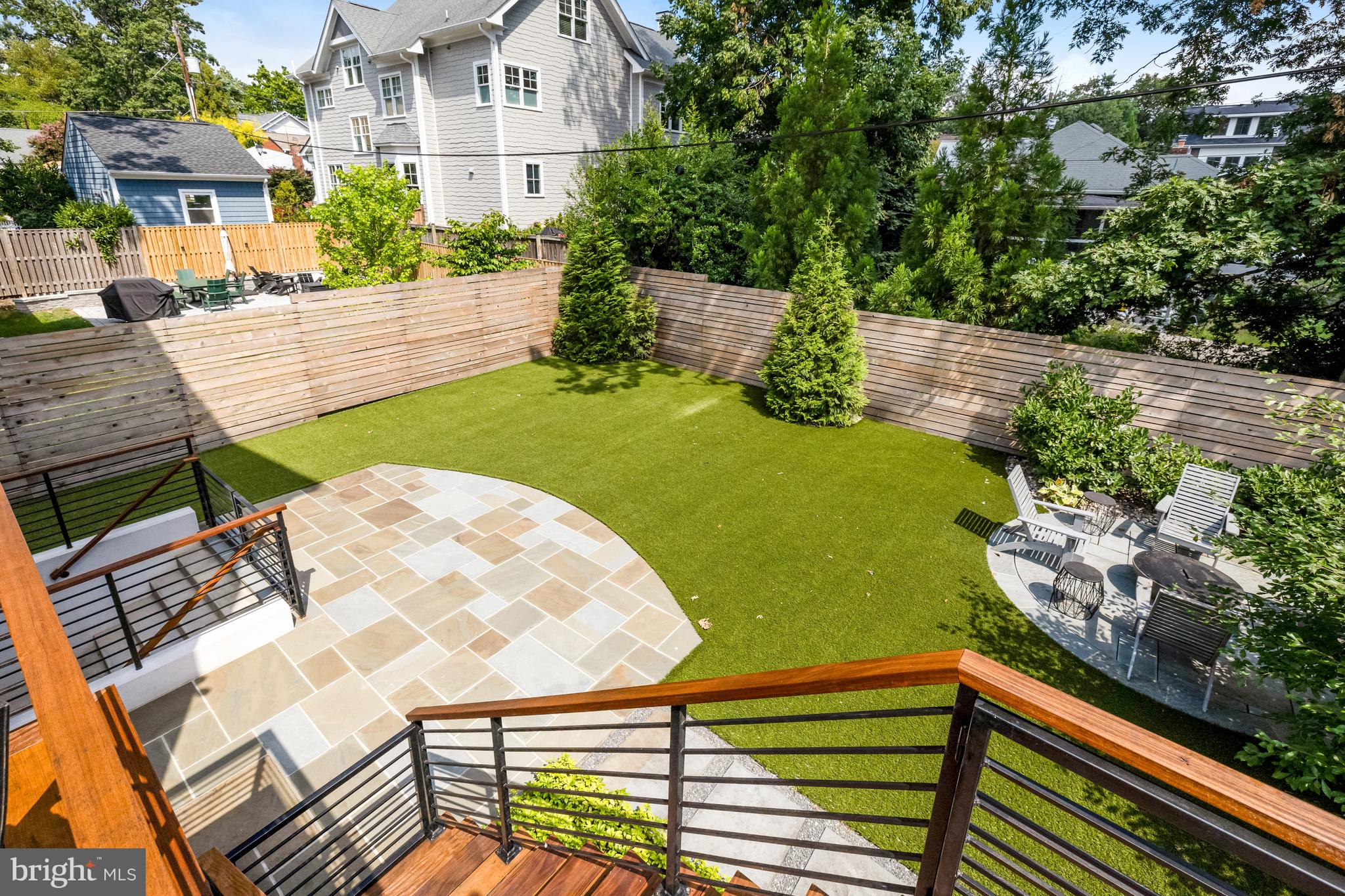 LYON PARK - Residential