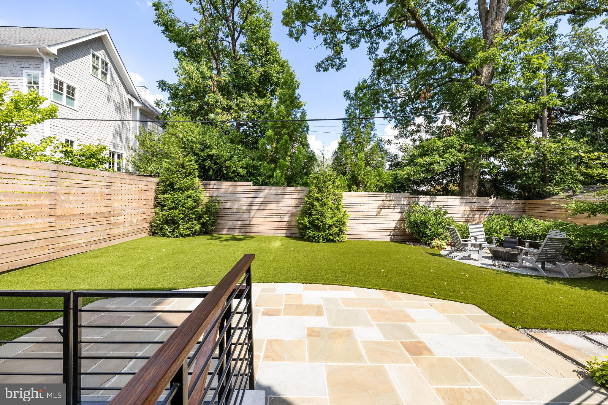 LYON PARK - Residential