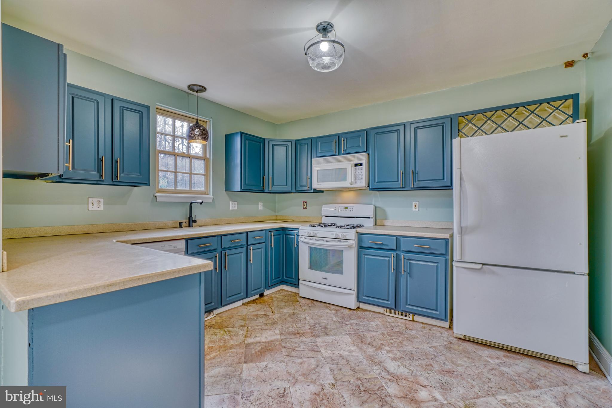 SETON HILL - Residential Lease