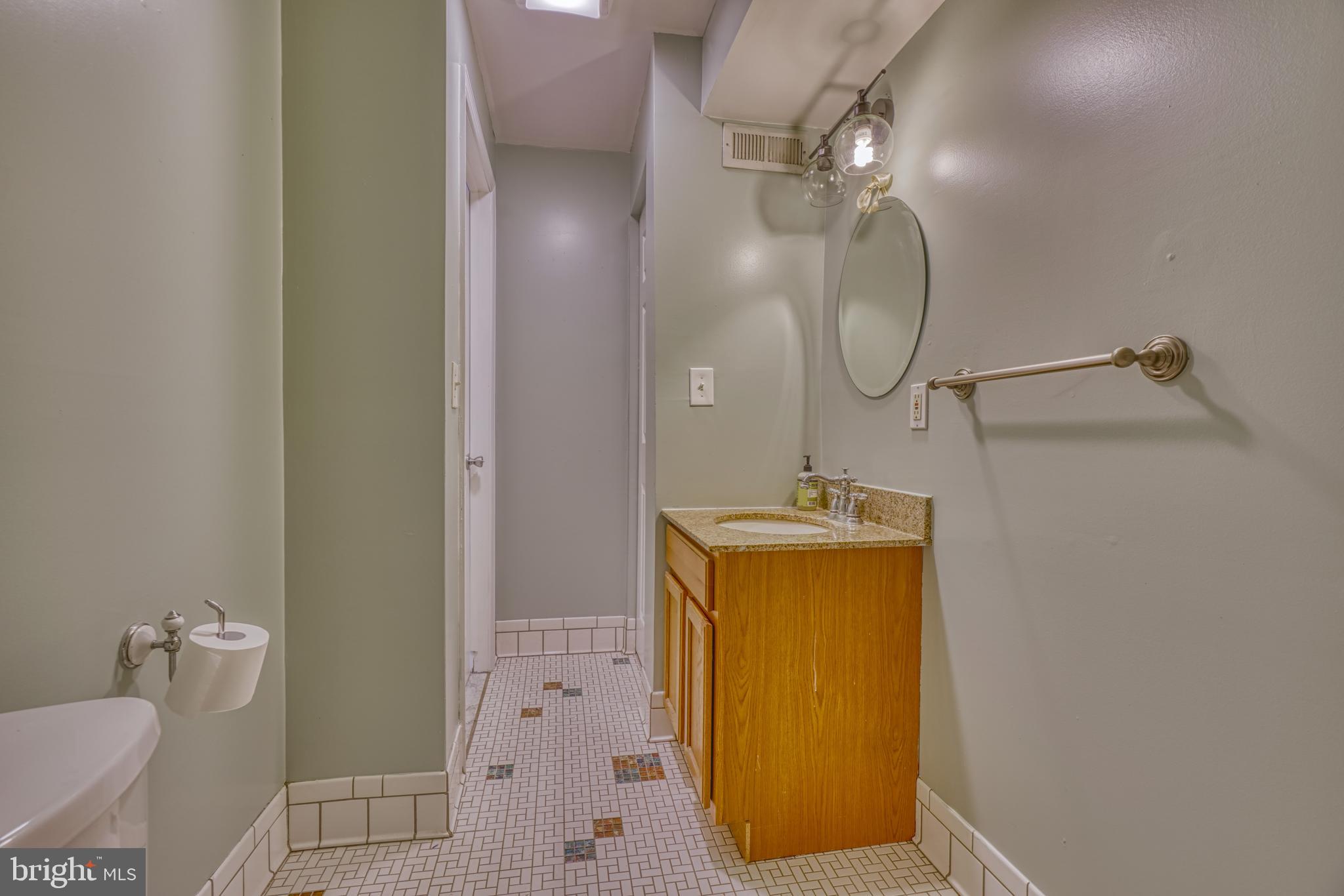 SETON HILL - Residential Lease