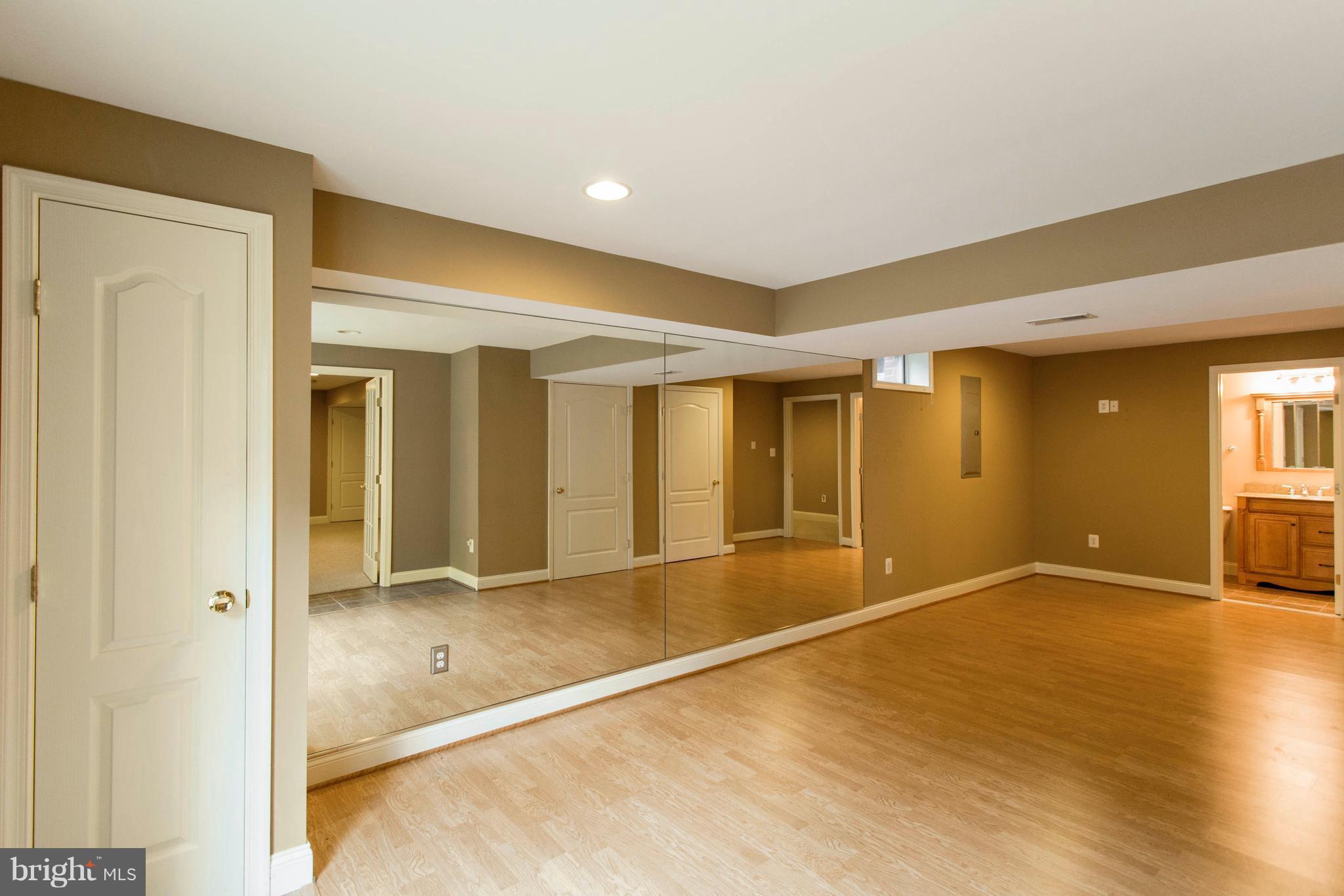 DOMINION VALLEY COUNTRY CLUB - Residential