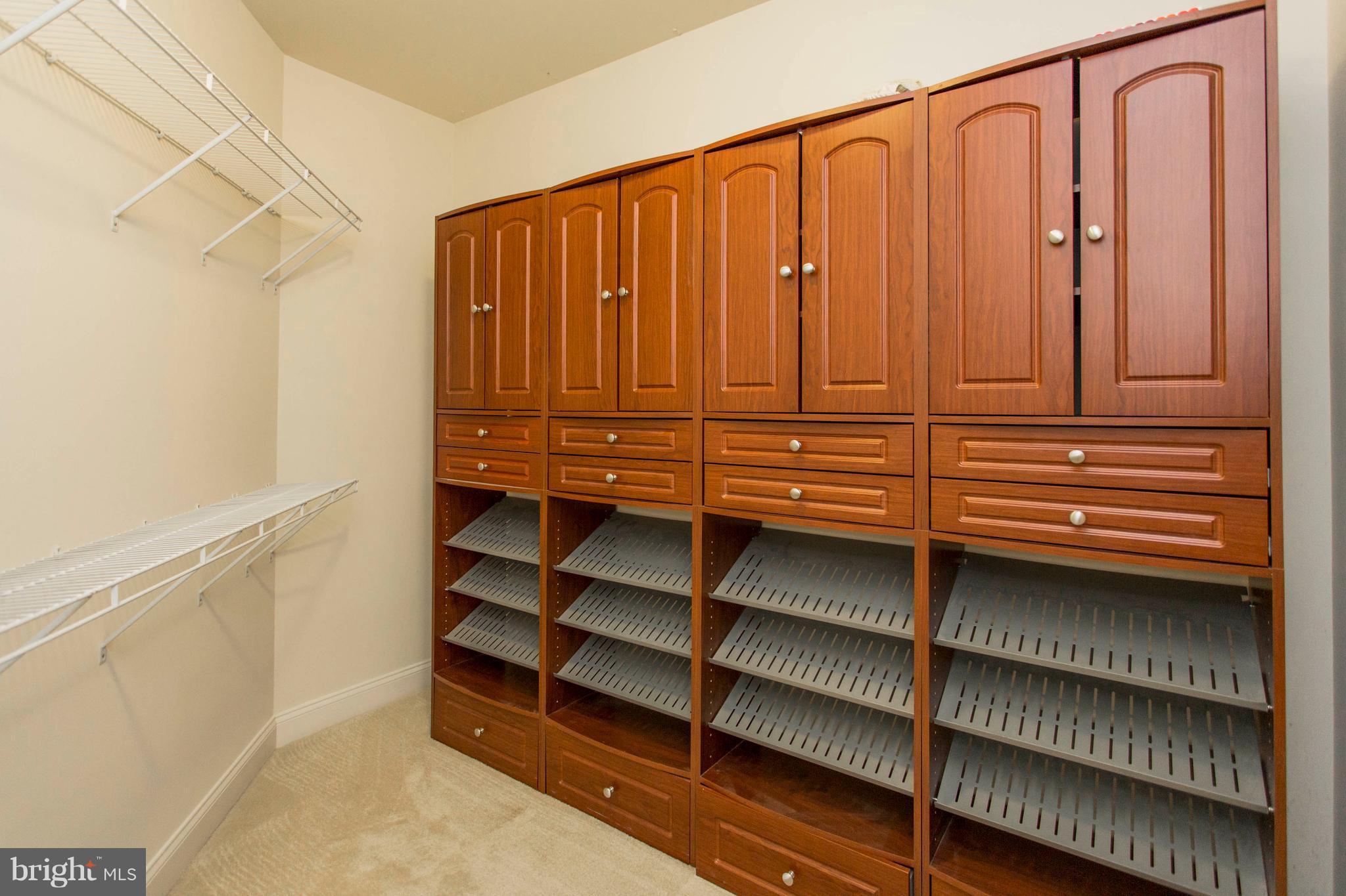 DOMINION VALLEY COUNTRY CLUB - Residential