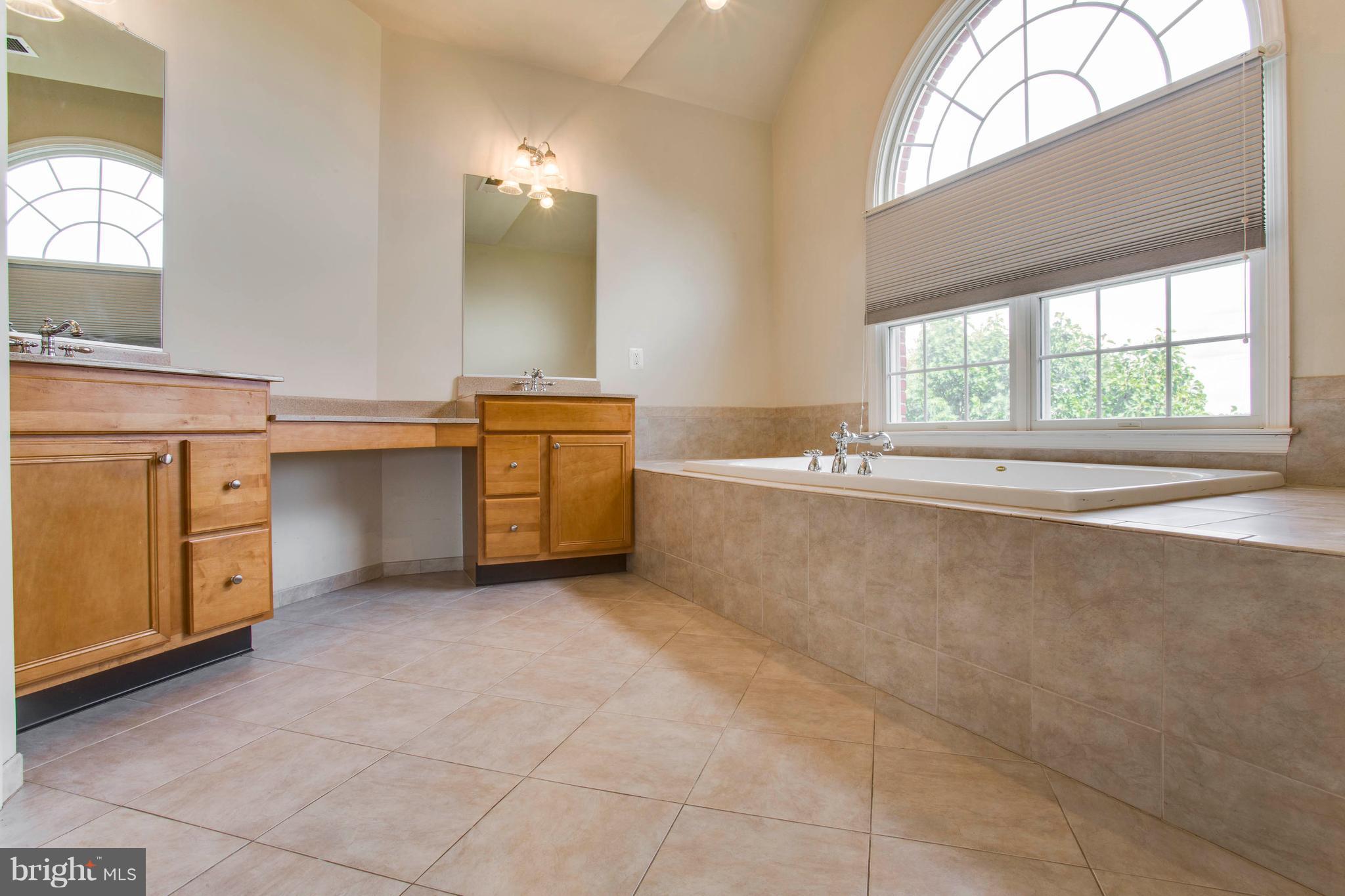 DOMINION VALLEY COUNTRY CLUB - Residential