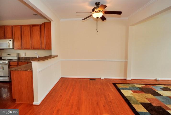 HEARTHSIDE AT FLYNNS CROSSING - Residential